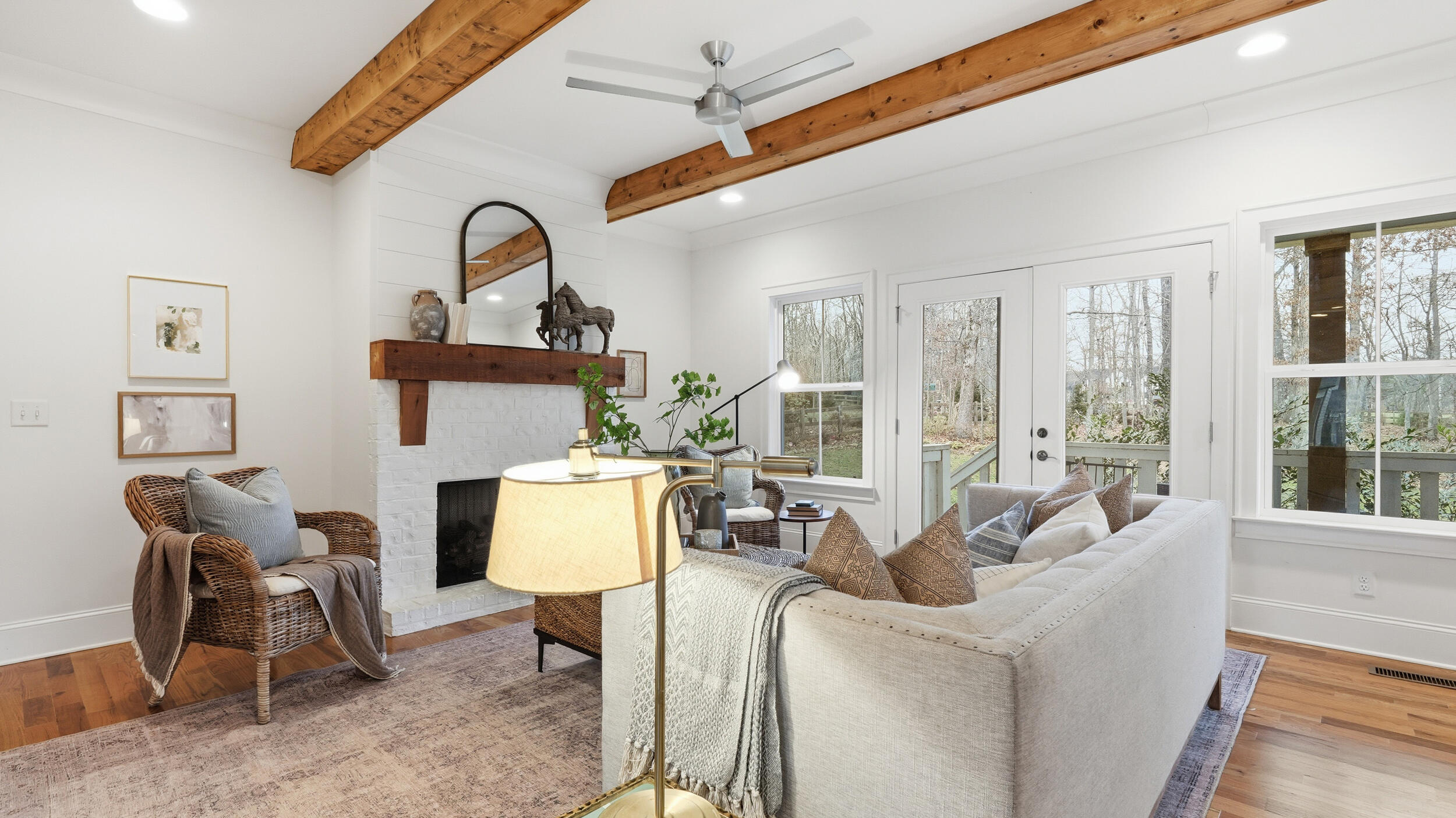 2819 Signal Farms Lane