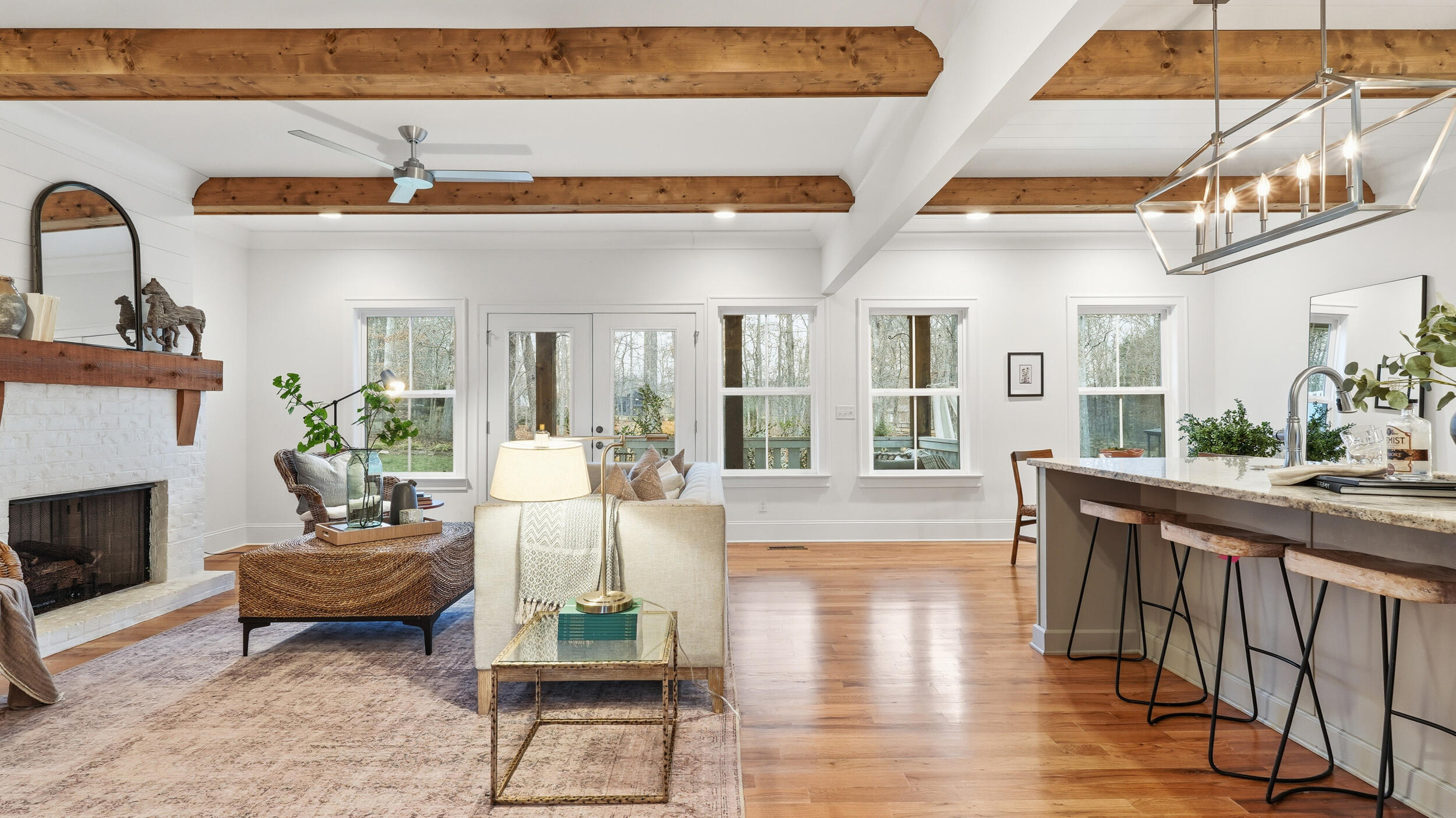 2819 Signal Farms Lane