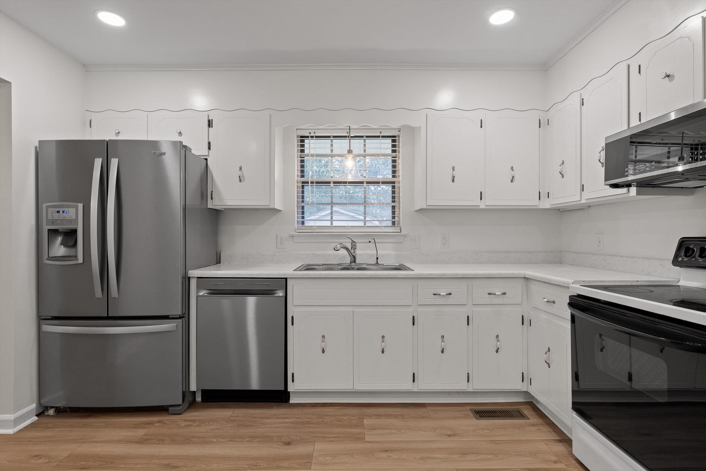 501 Lancaster Avenue