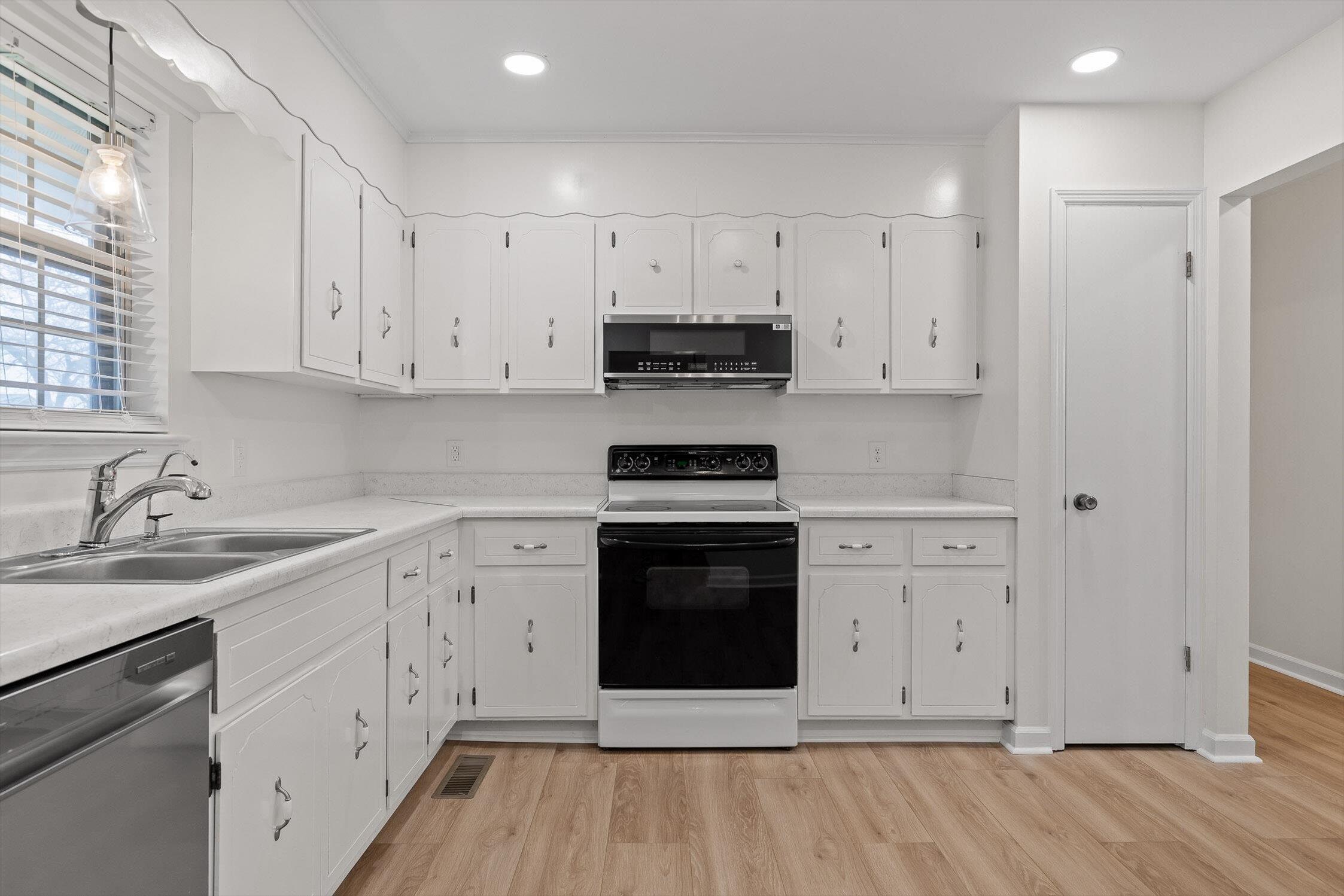 501 Lancaster Avenue