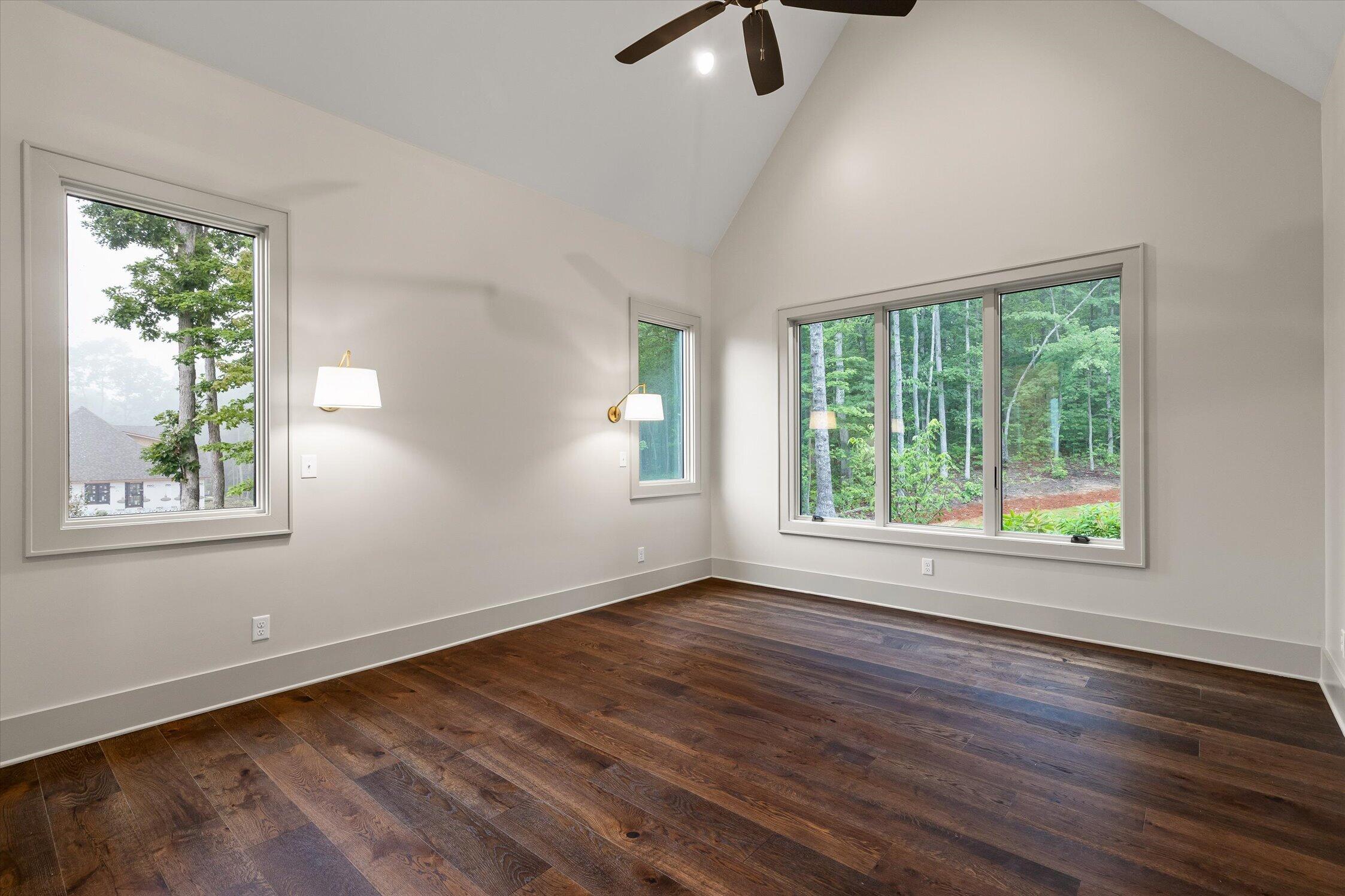 8553 Bear Paw Trail, (98)