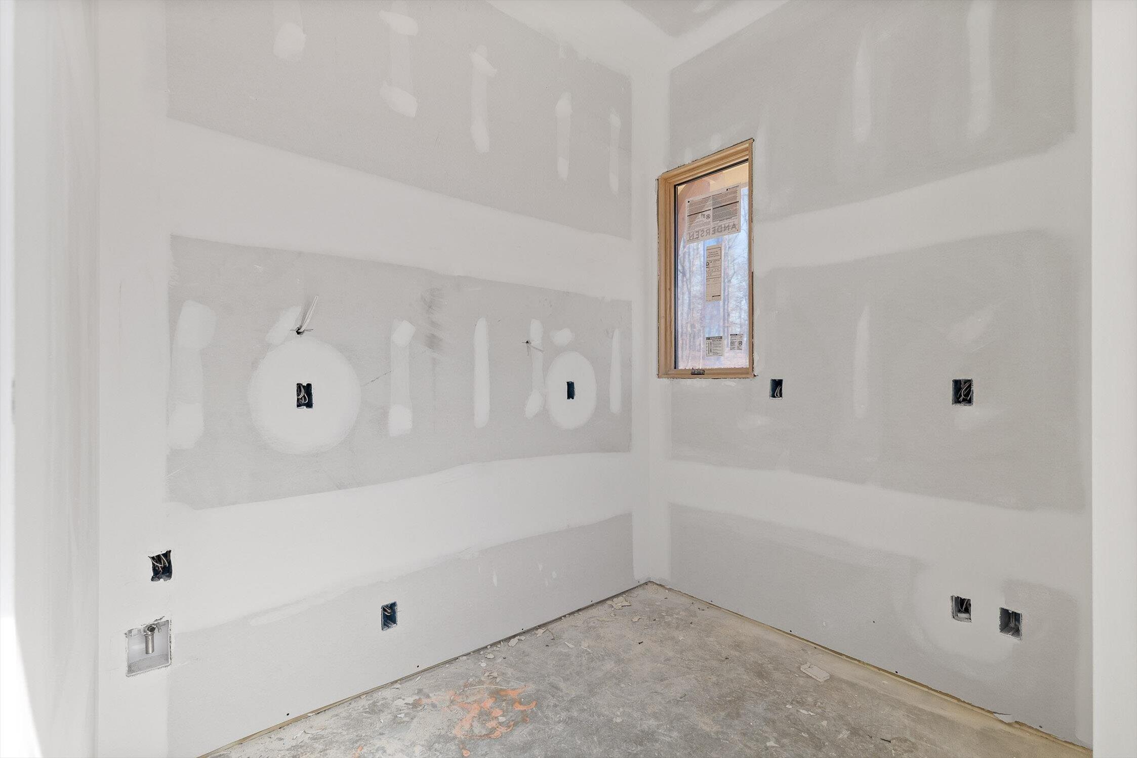 8553 Bear Paw Trail, (98)