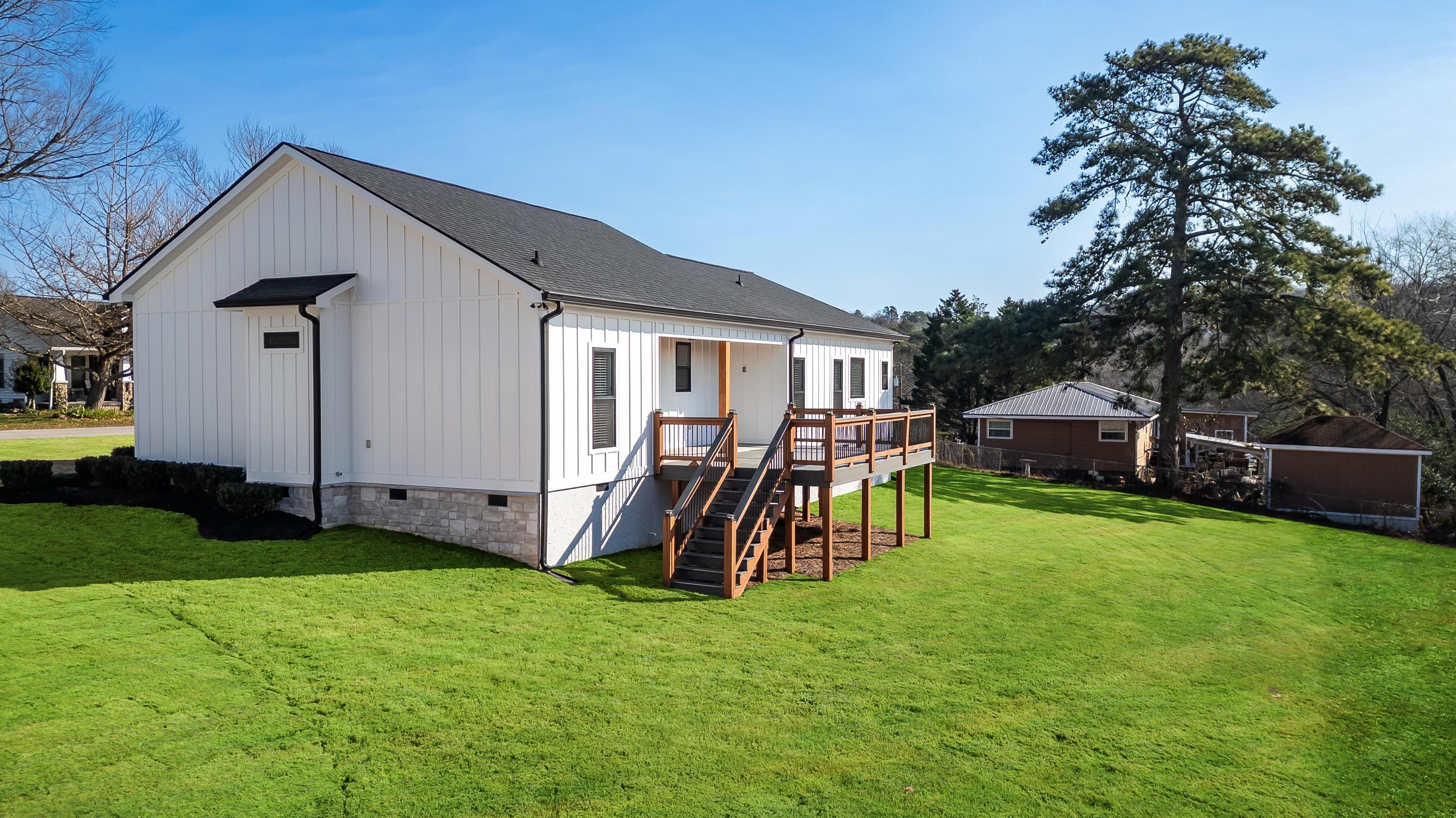 3406 Roberts Road