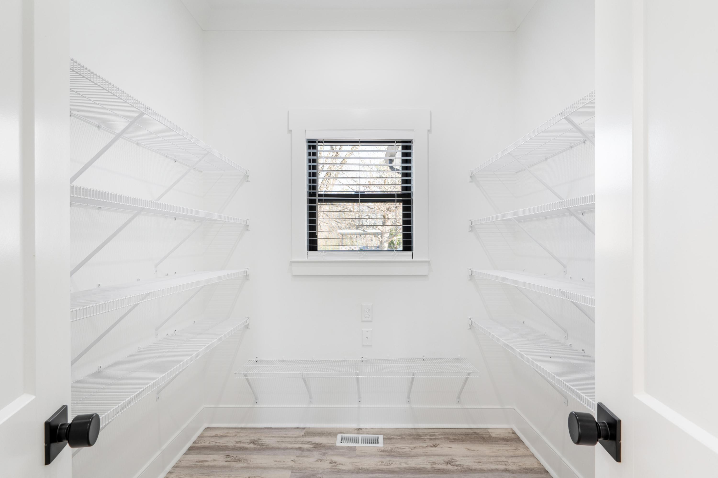 3406 Roberts Road