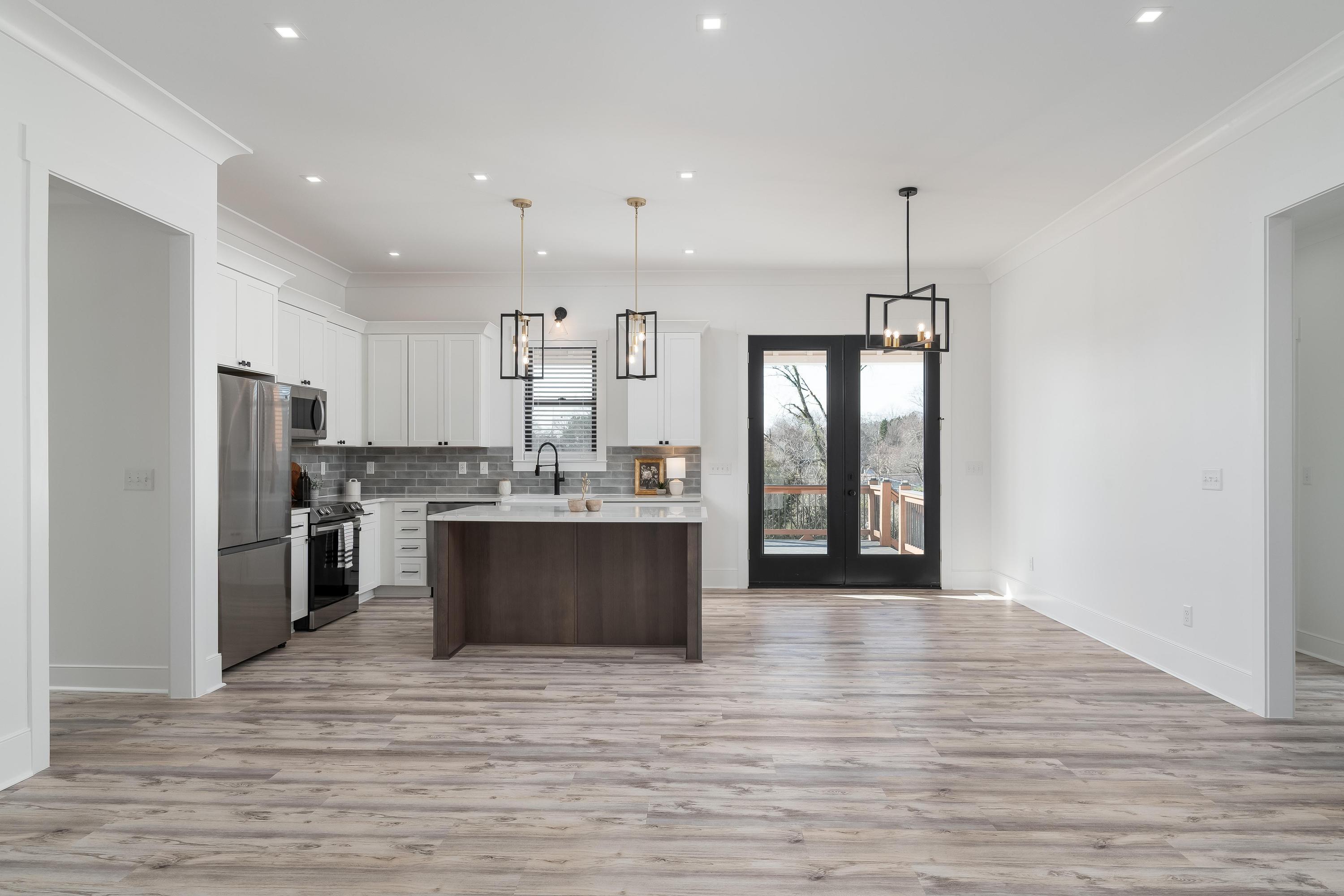 3406 Roberts Road