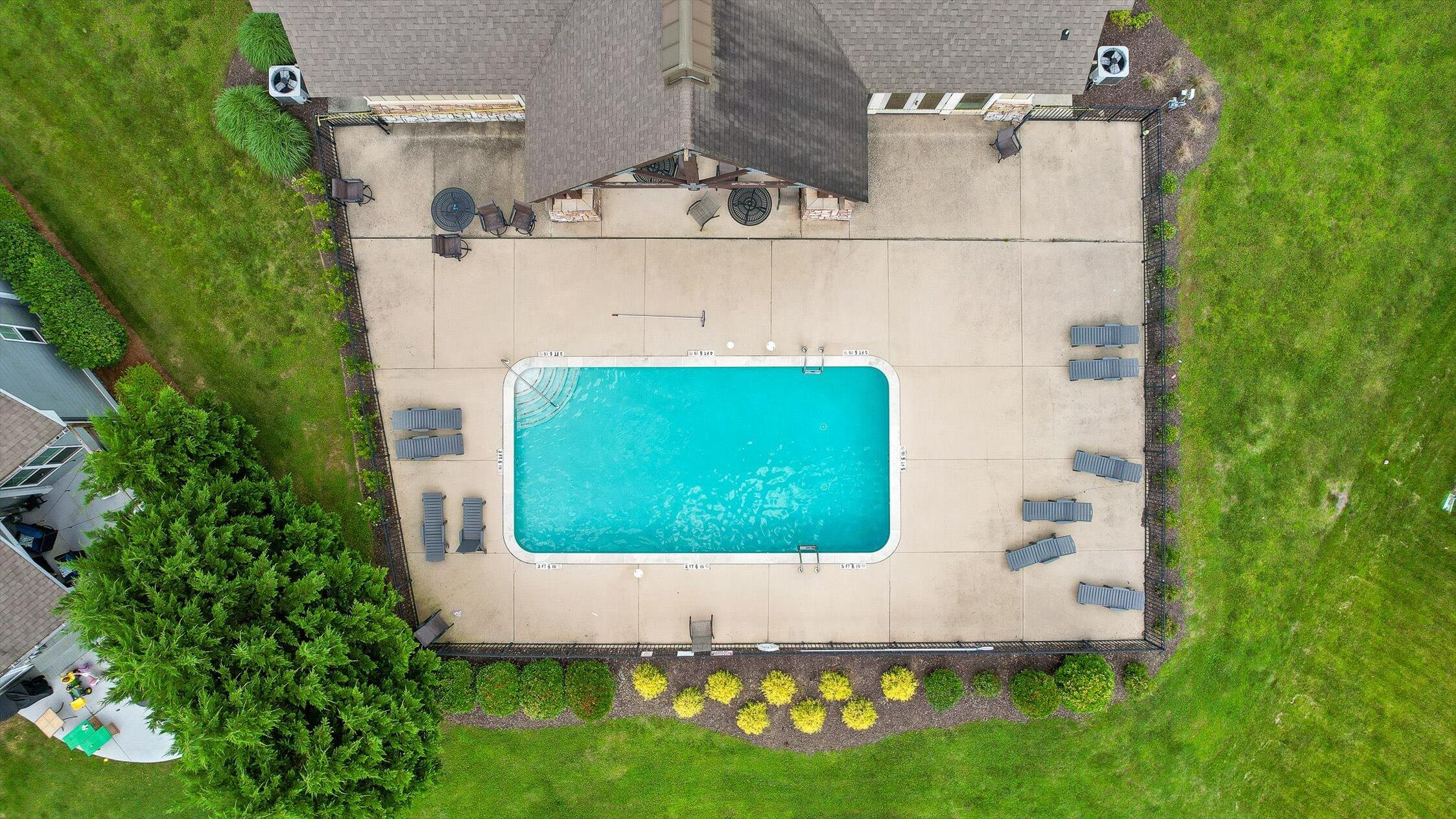 10784 Prairie Lake Drive