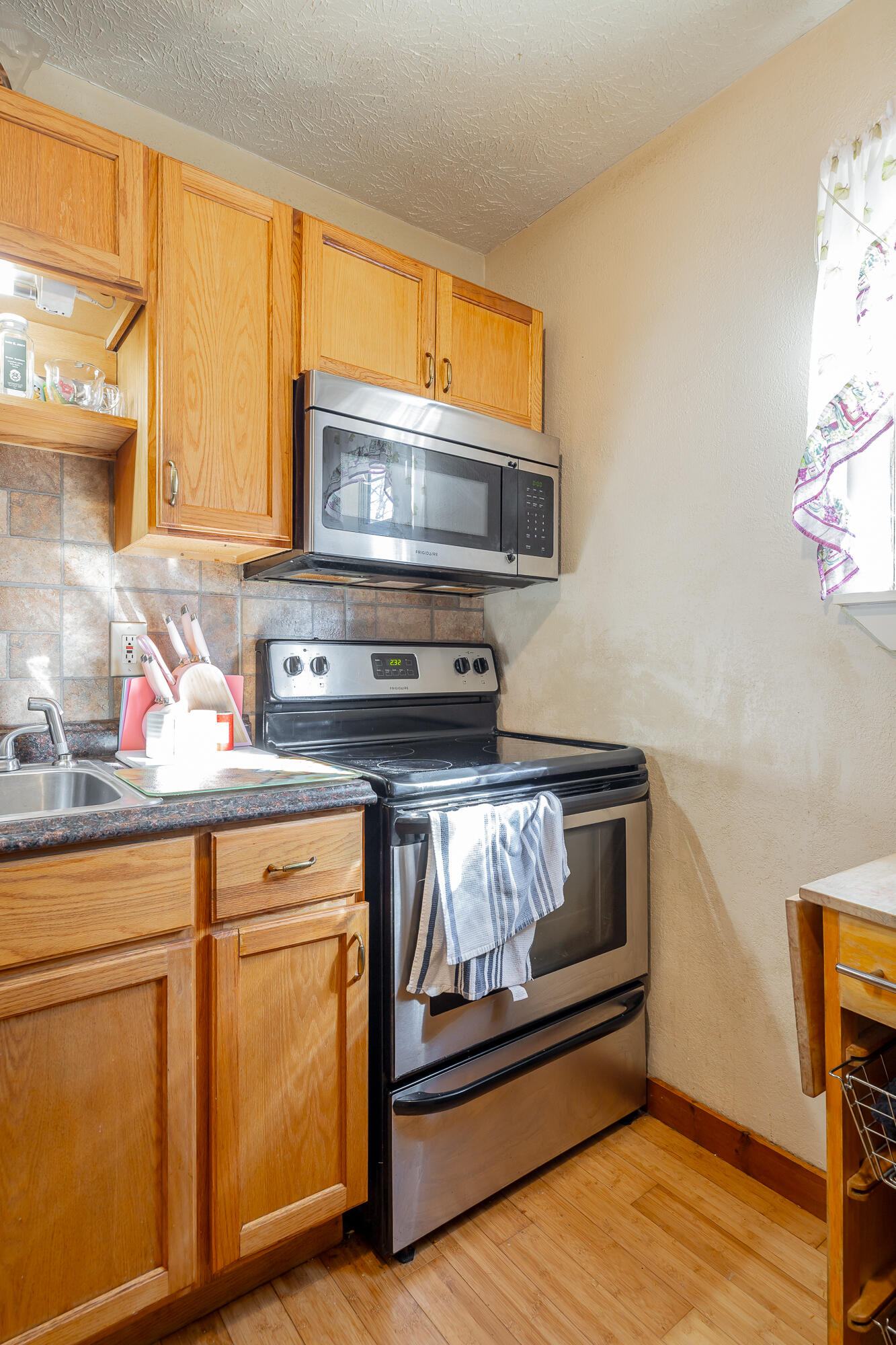 5444 Henson Gap Road