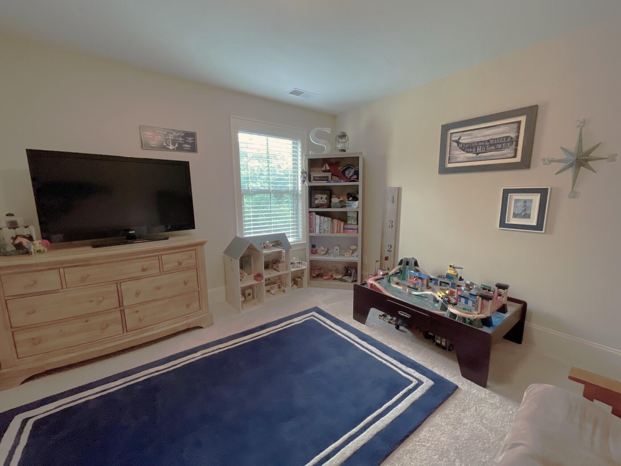 1044 Manassas Drive, 291