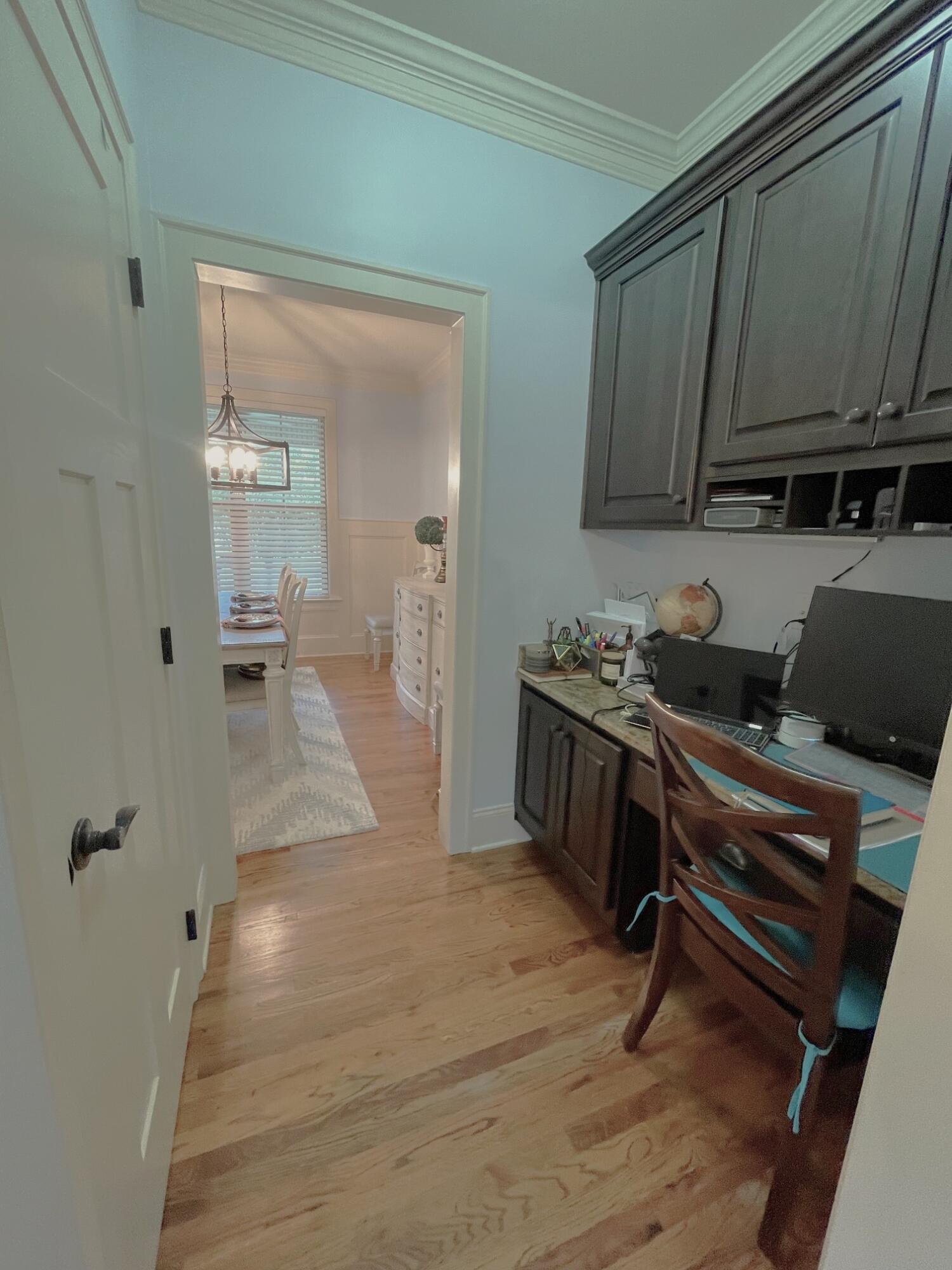 1044 Manassas Drive, 291