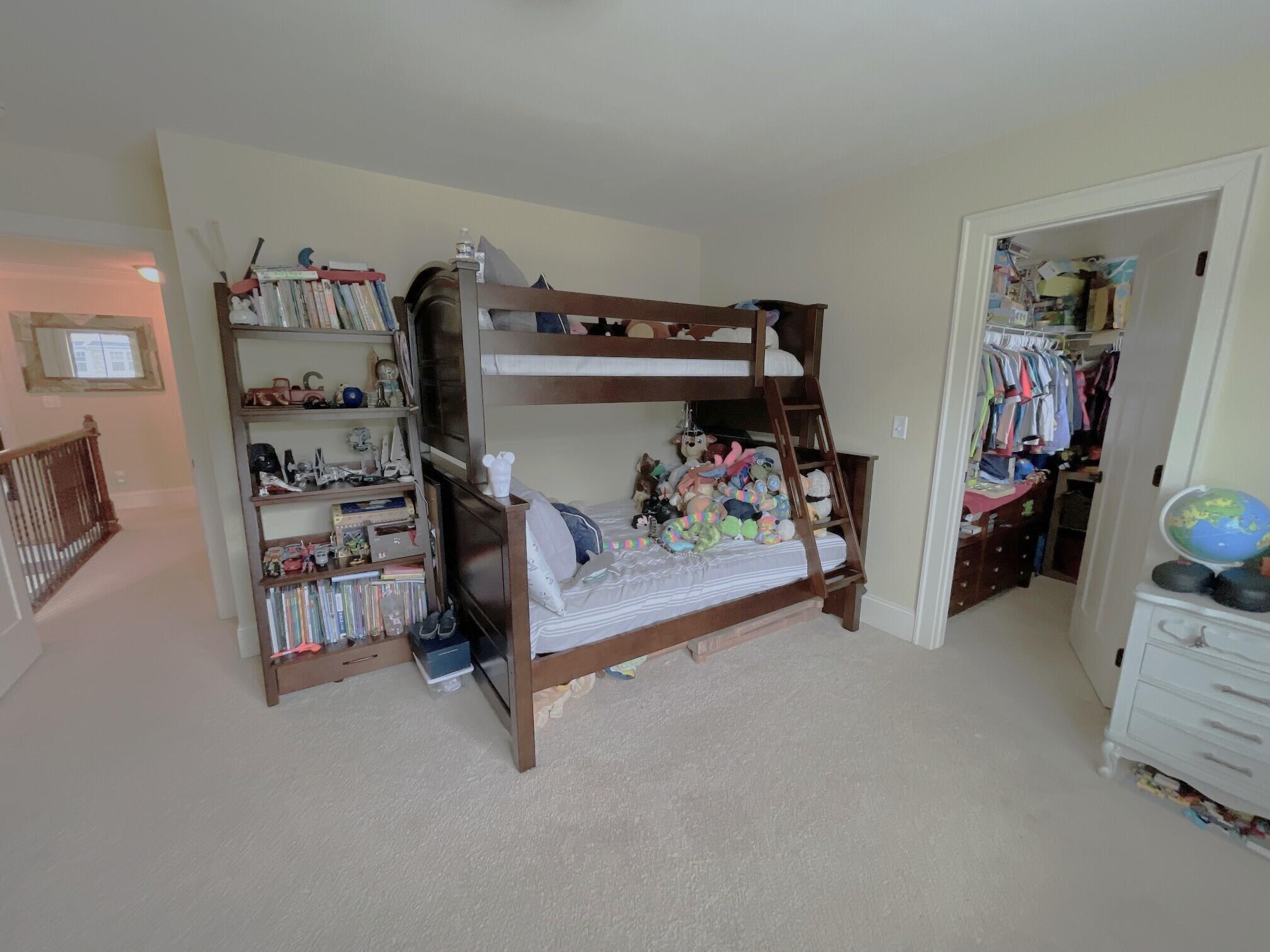 1044 Manassas Drive, 291