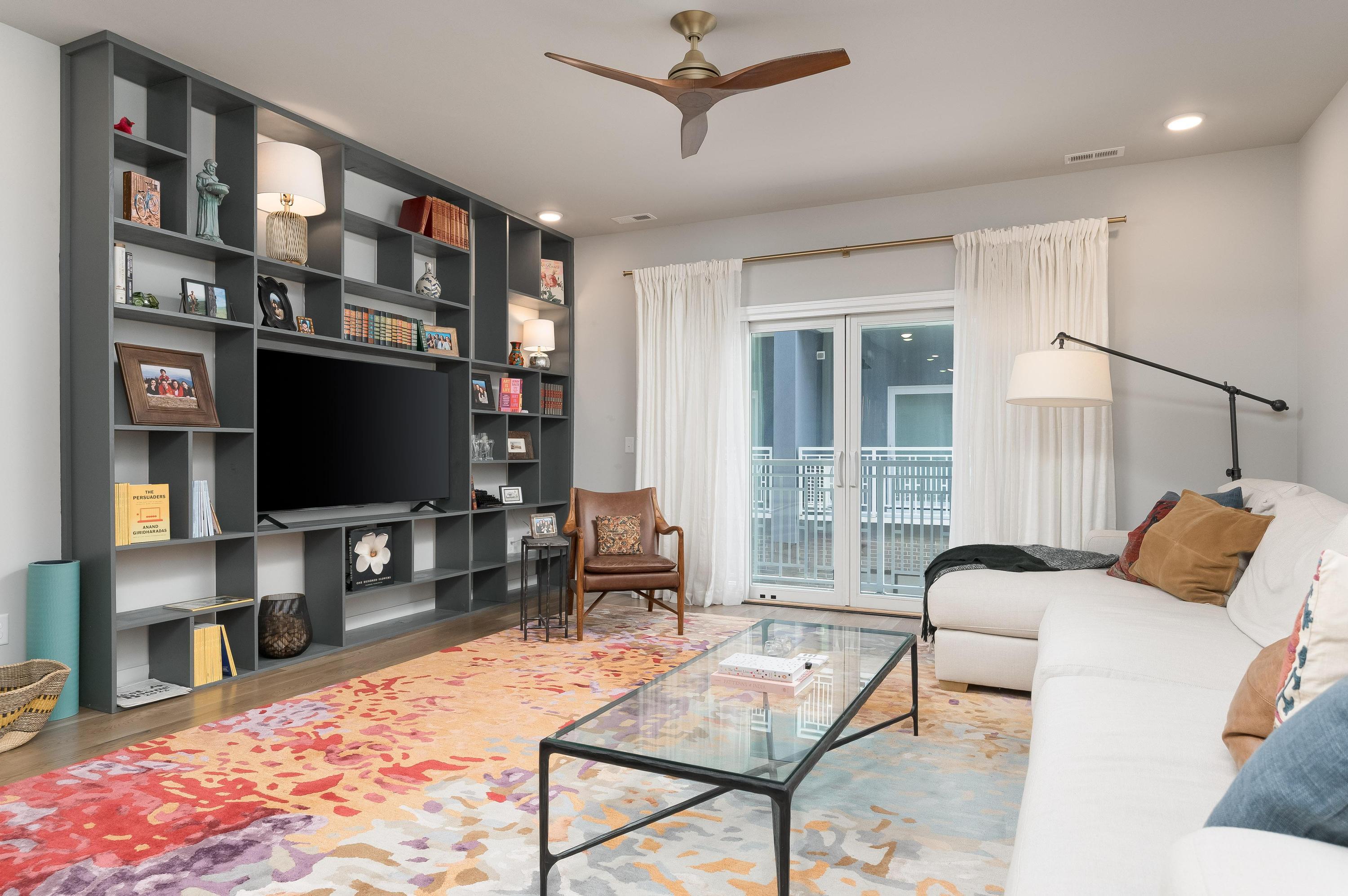 1505 Jefferson Street, 103