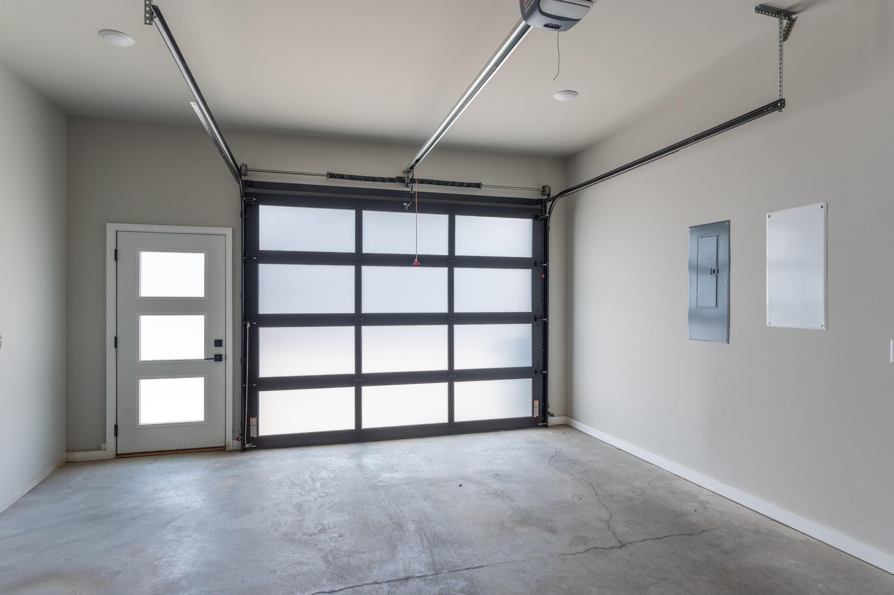 1505 Jefferson Street, 103