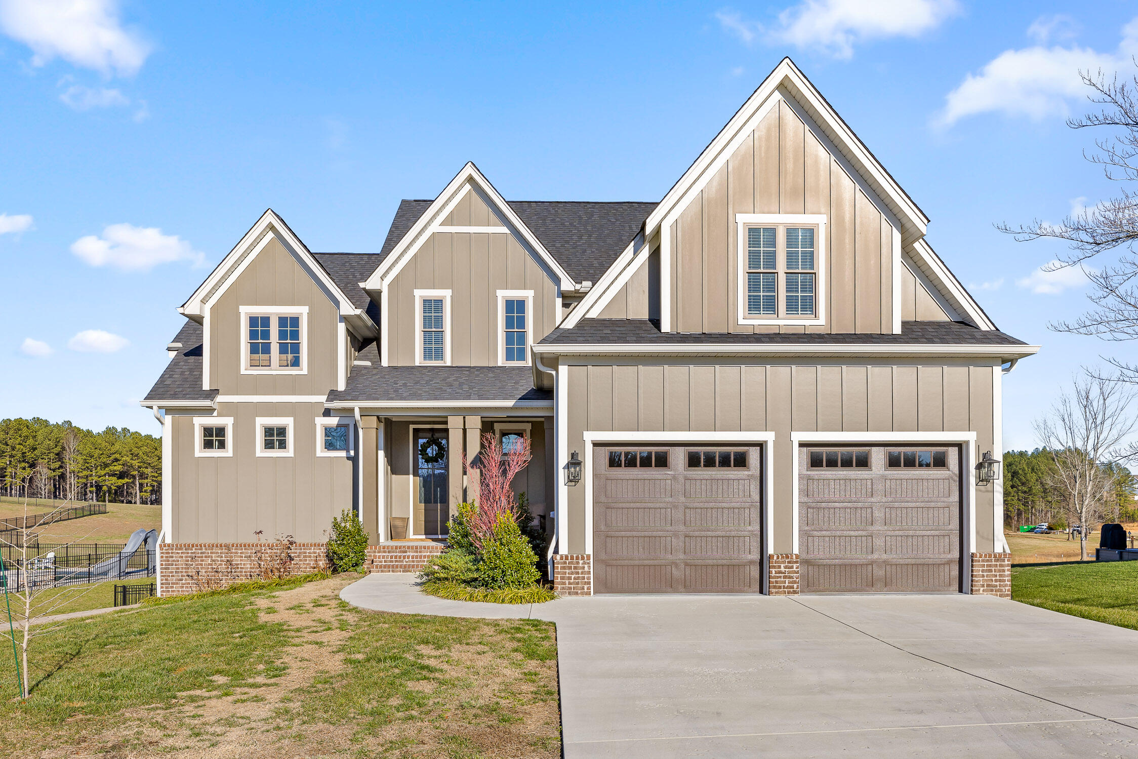 953 Equestrian Drive