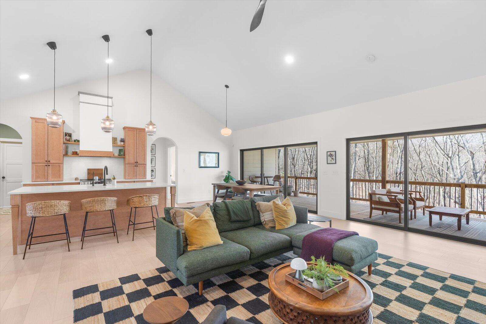 1123 Cumberland Road