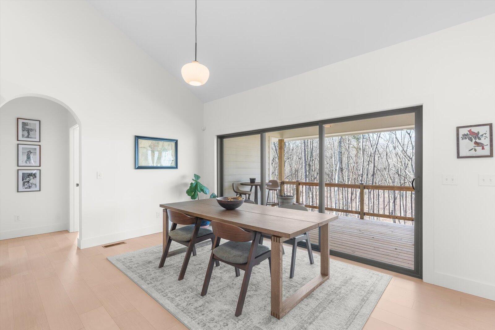 1123 Cumberland Road