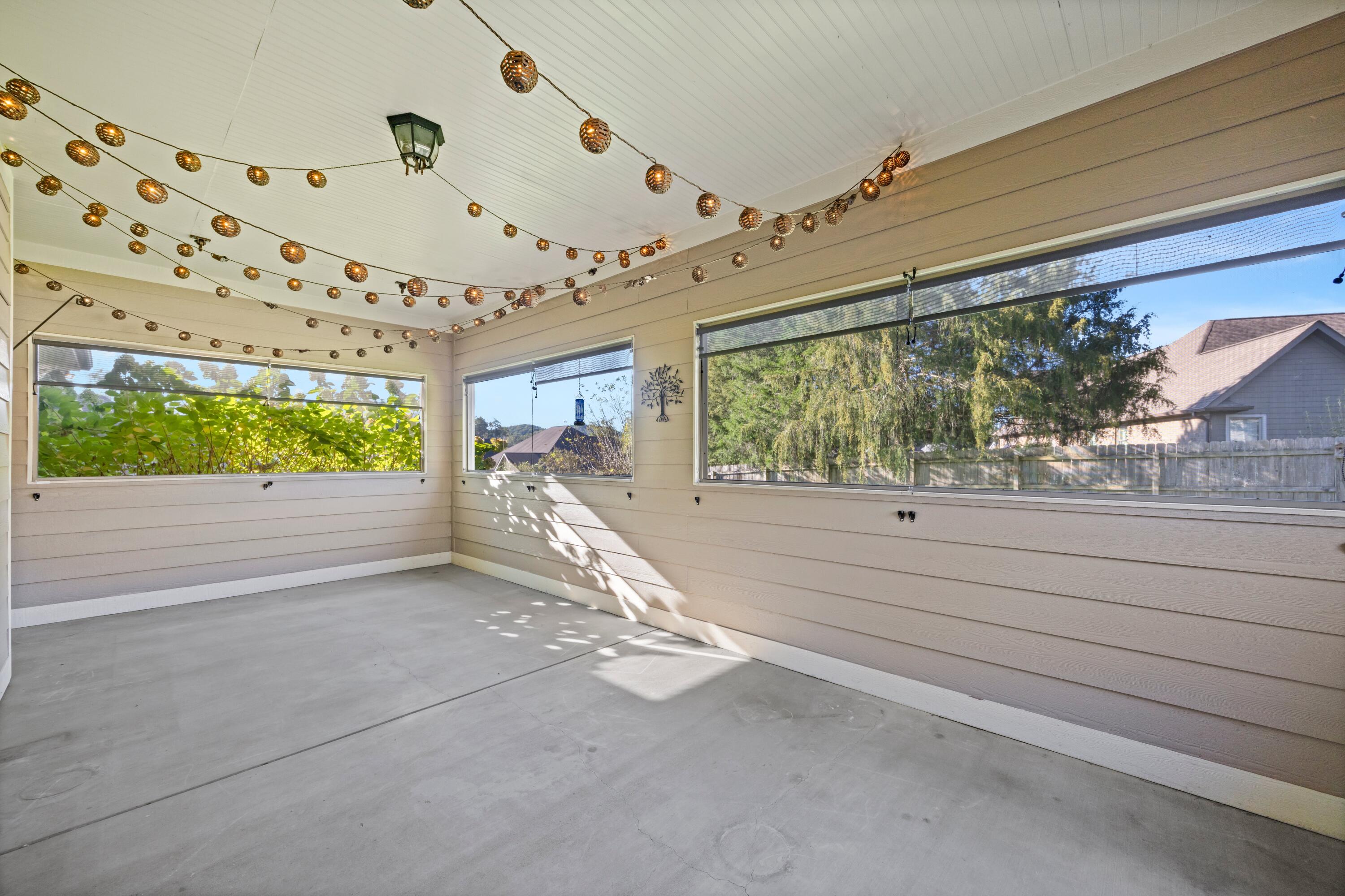 5940 Sunset Canyon Drive