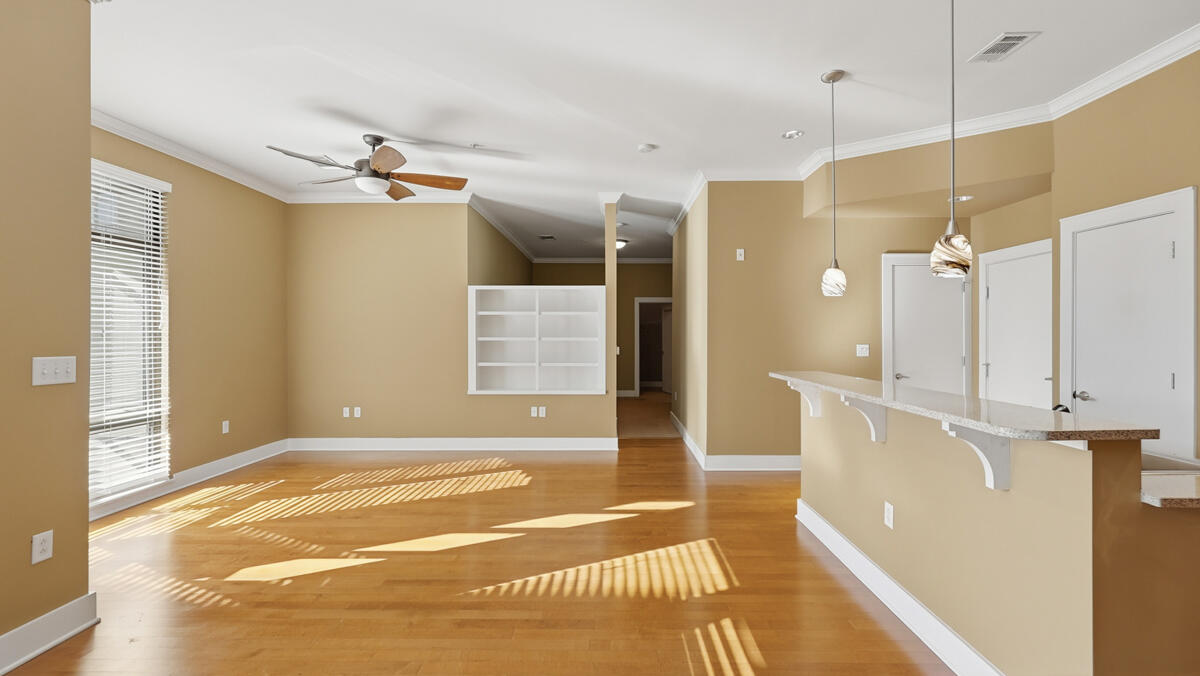 129 Walnut Street, Unit 214