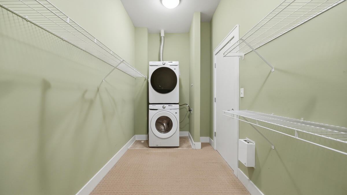 129 Walnut Street, Unit 214