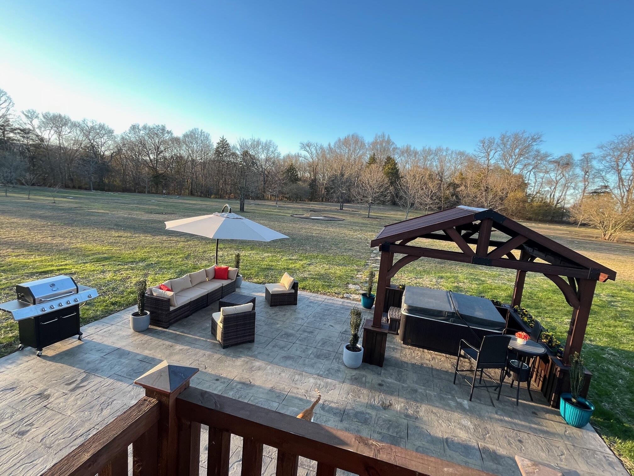 313 Lowry Lane