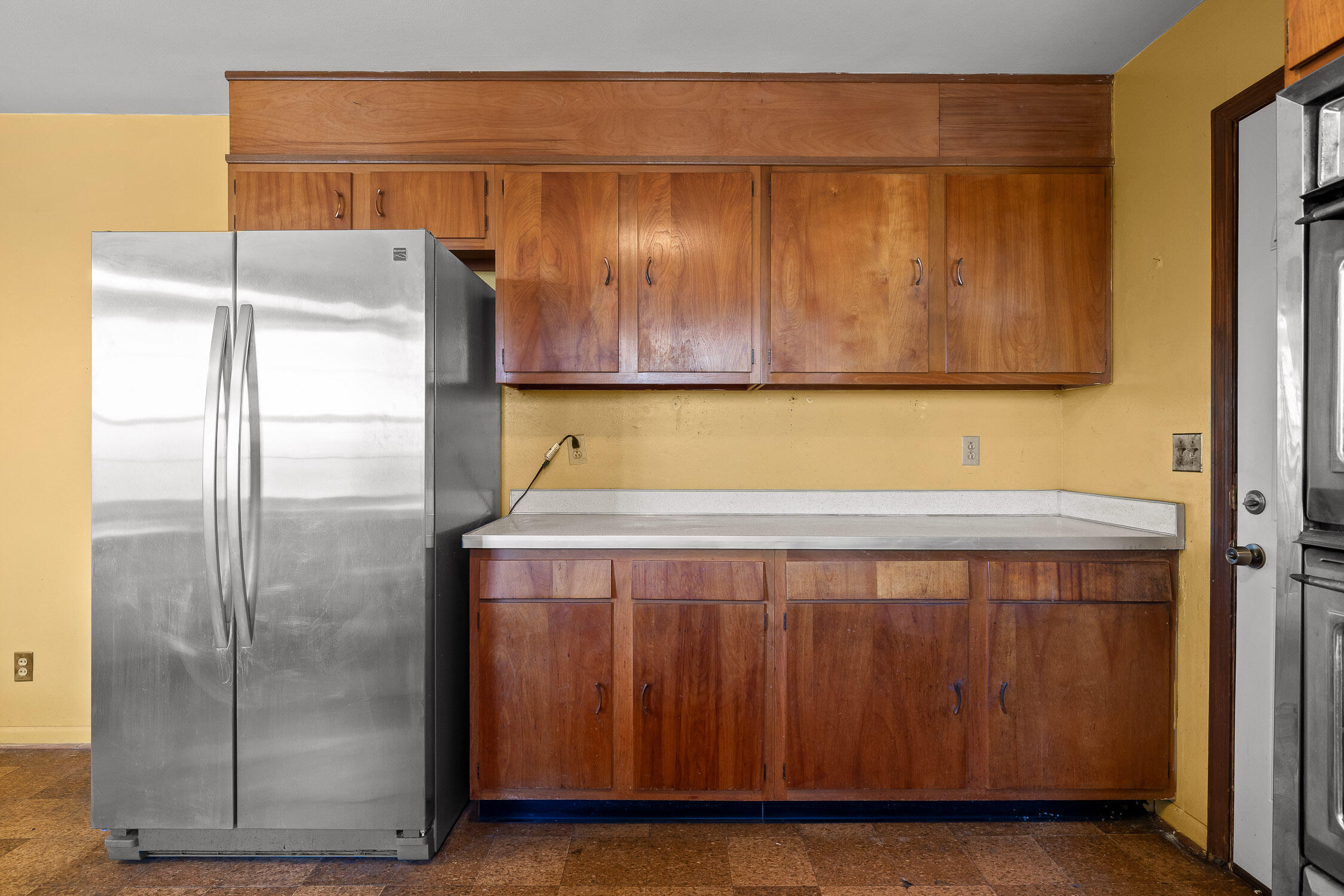 5904 Crestview Drive