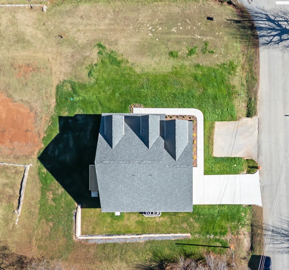 8211 Snow Hill Road