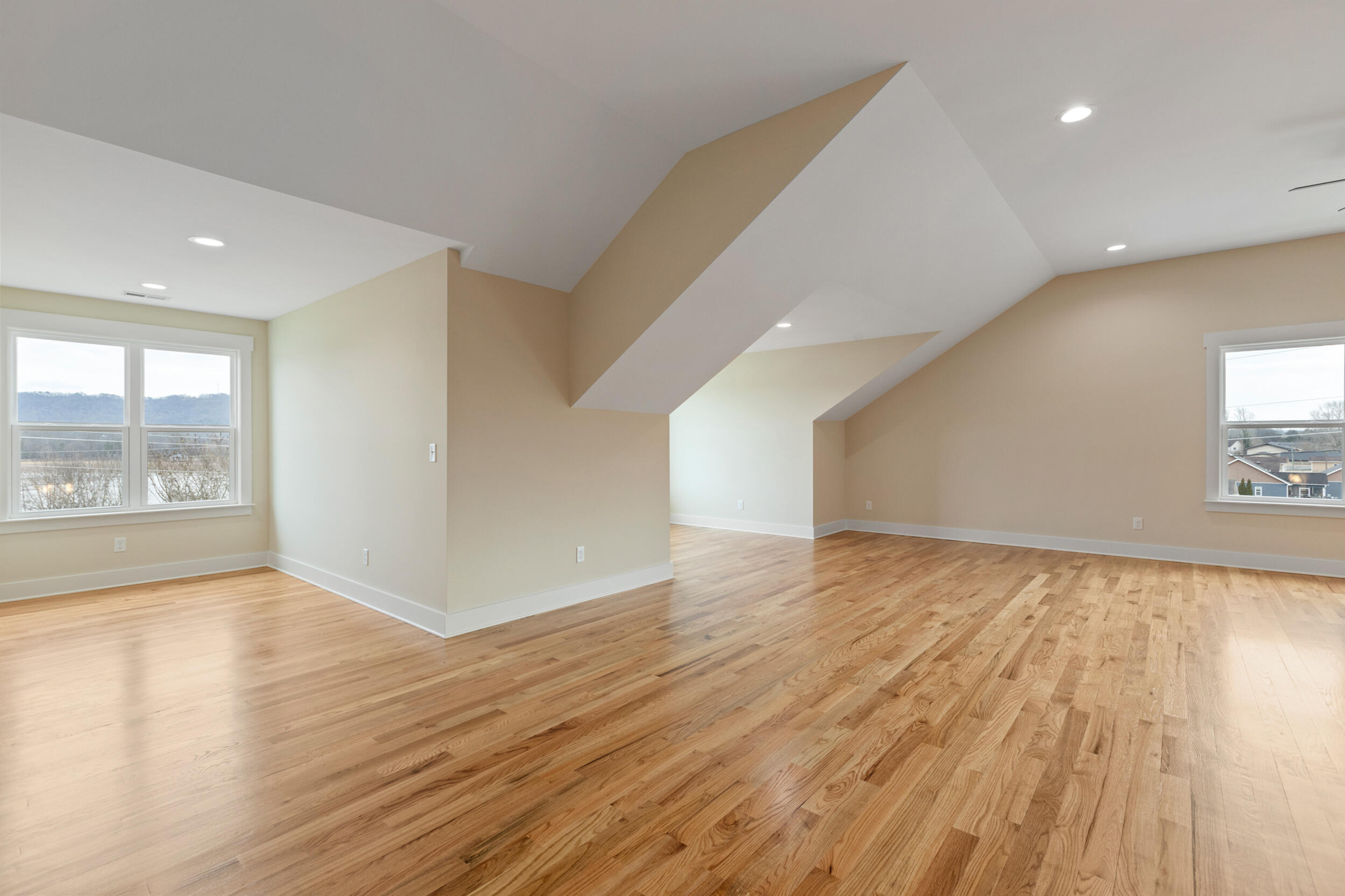 8211 Snow Hill Road