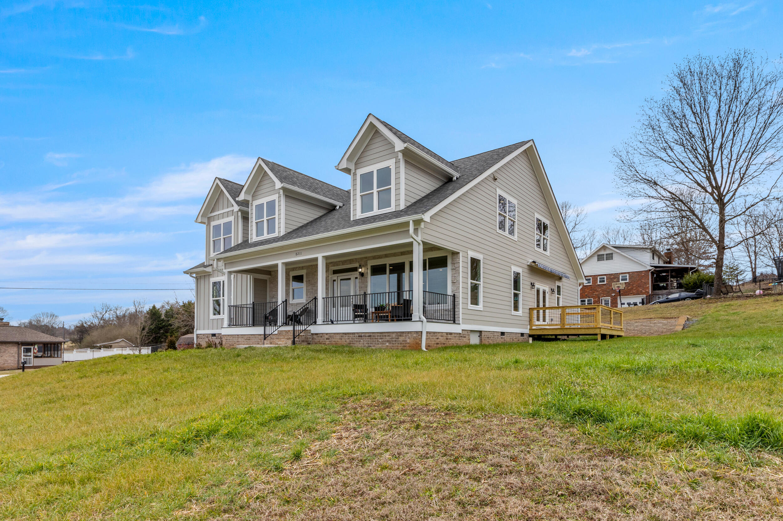 8211 Snow Hill Road