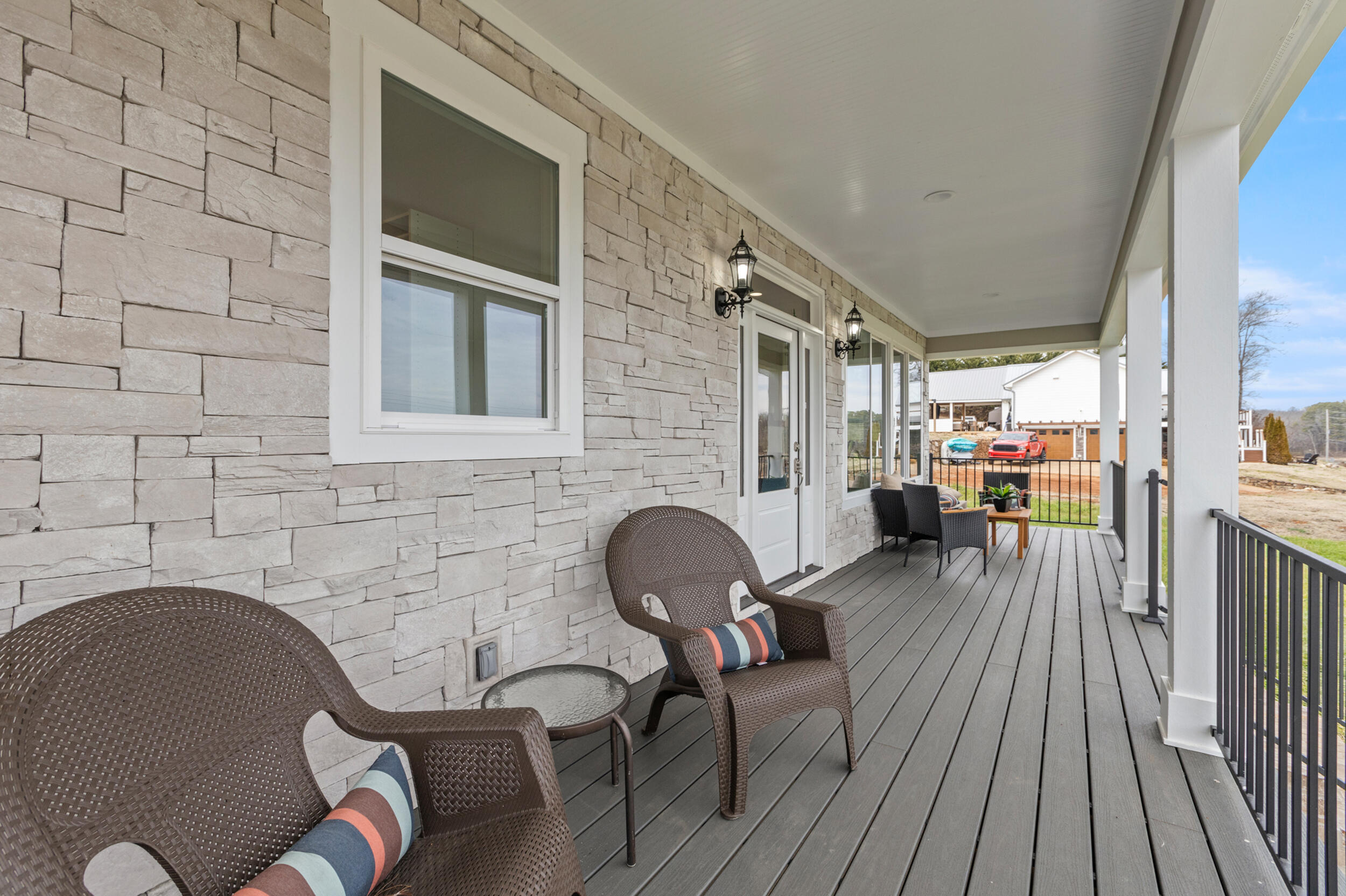 8211 Snow Hill Road