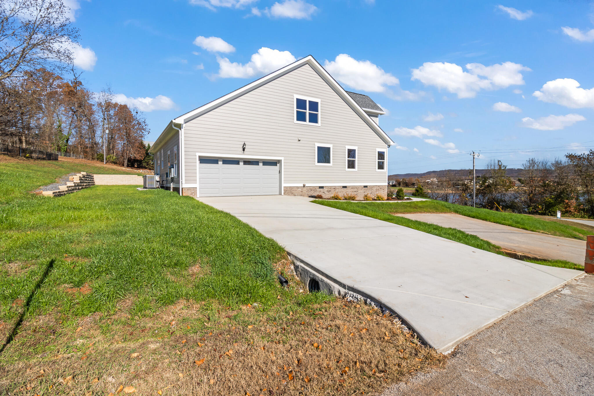 8211 Snow Hill Road