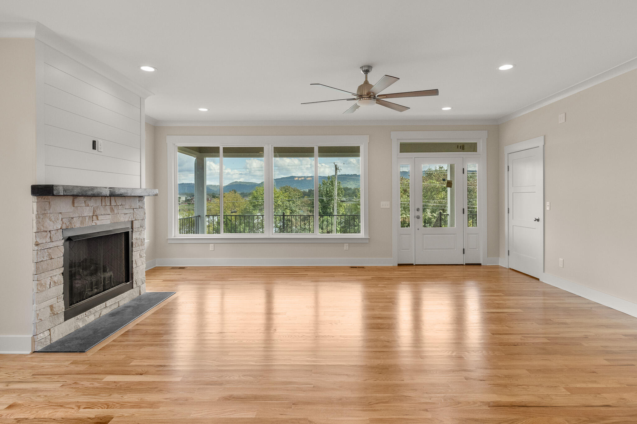 8211 Snow Hill Road