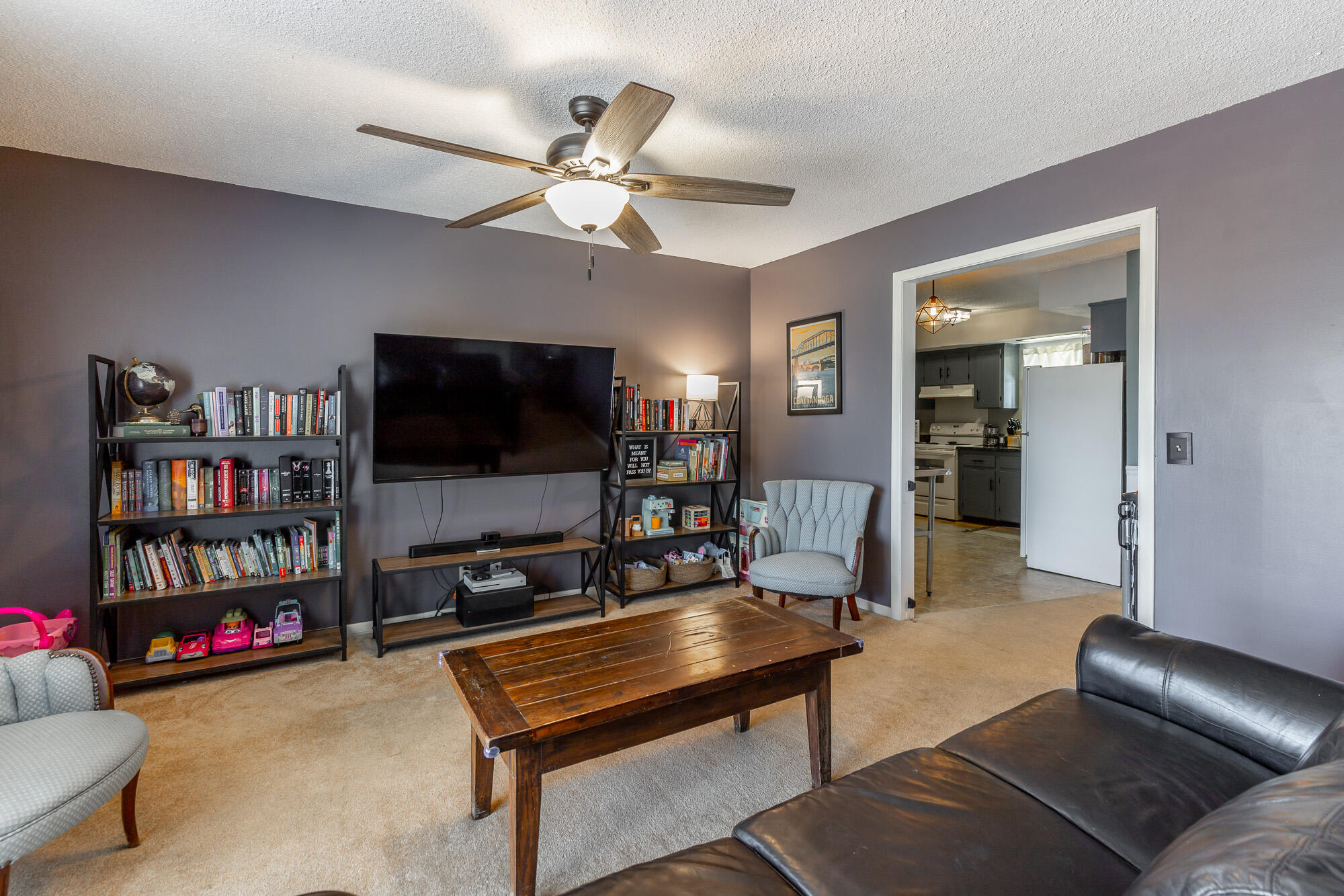 1119 Hillsboro Drive