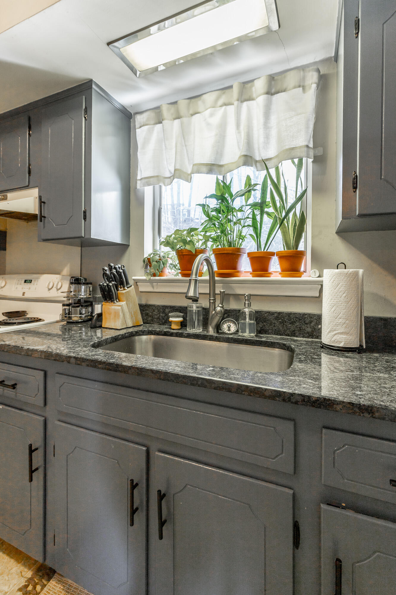 1119 Hillsboro Drive