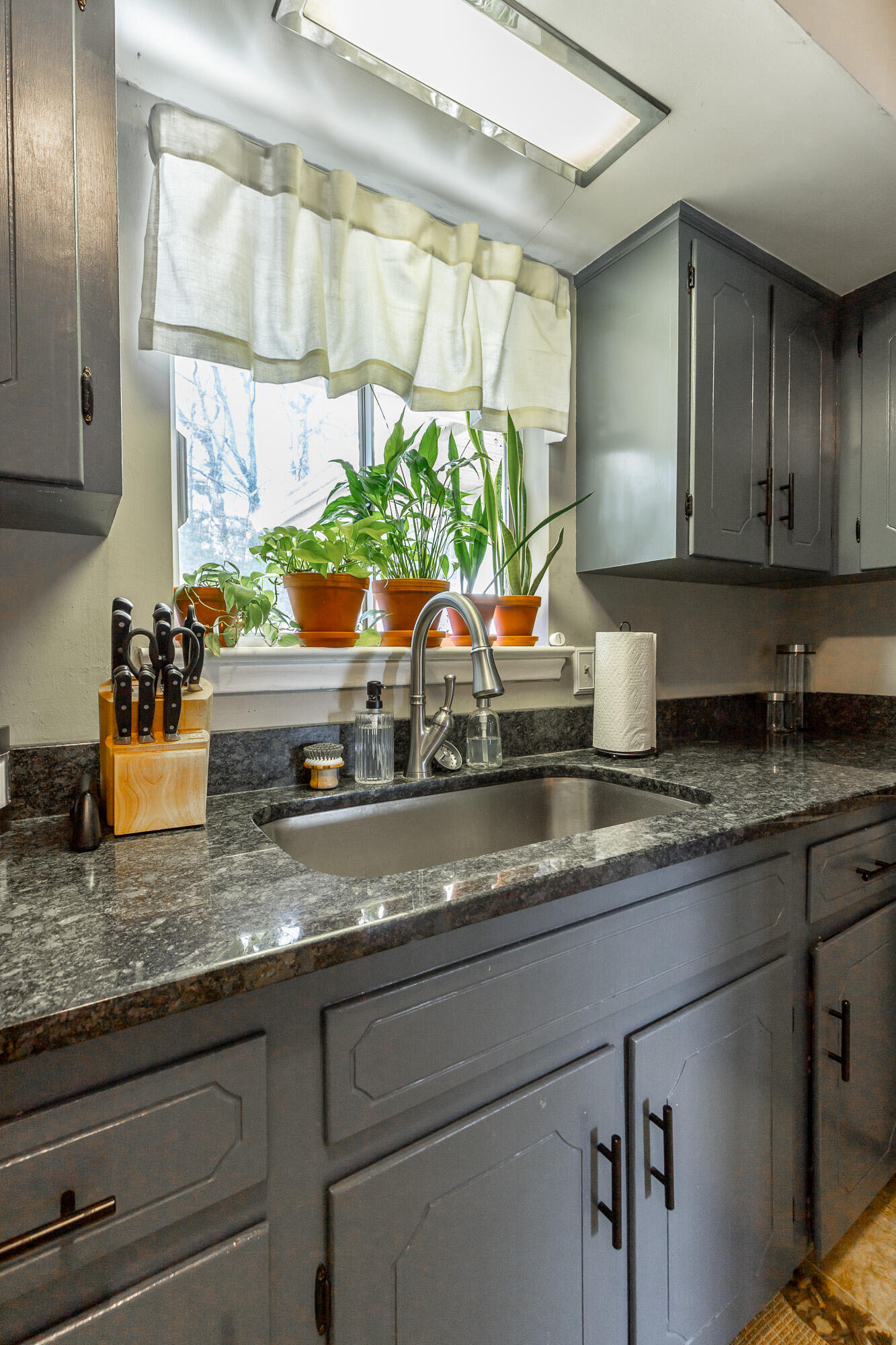 1119 Hillsboro Drive