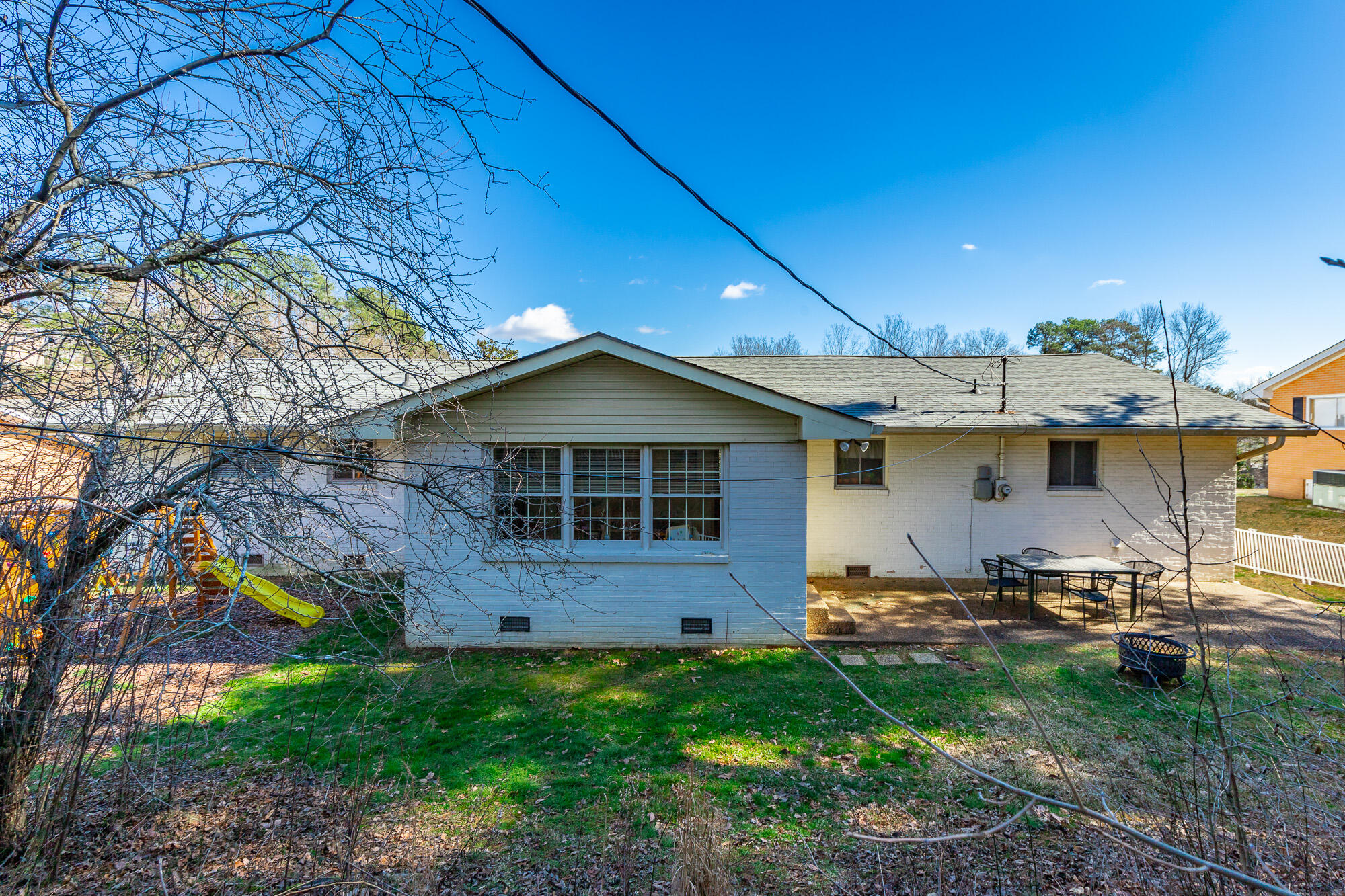 1119 Hillsboro Drive