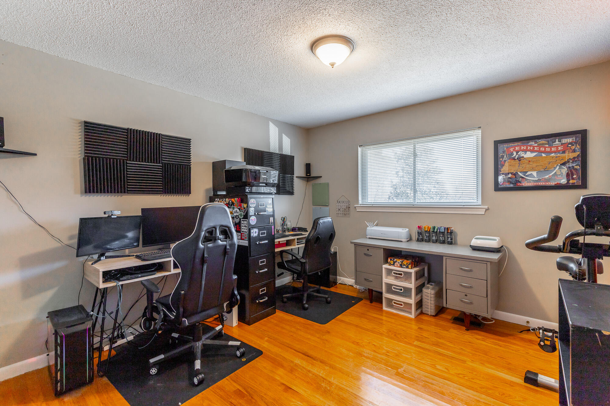 1119 Hillsboro Drive