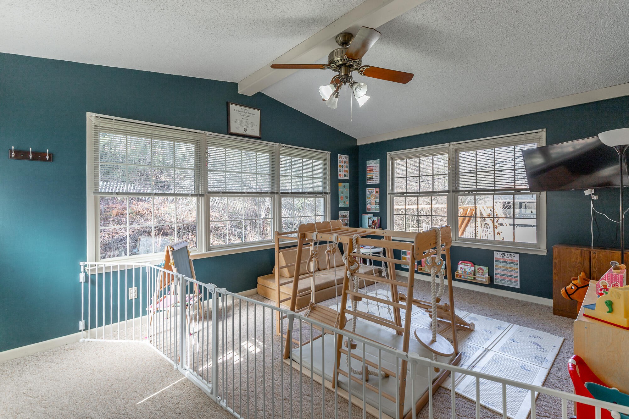 1119 Hillsboro Drive