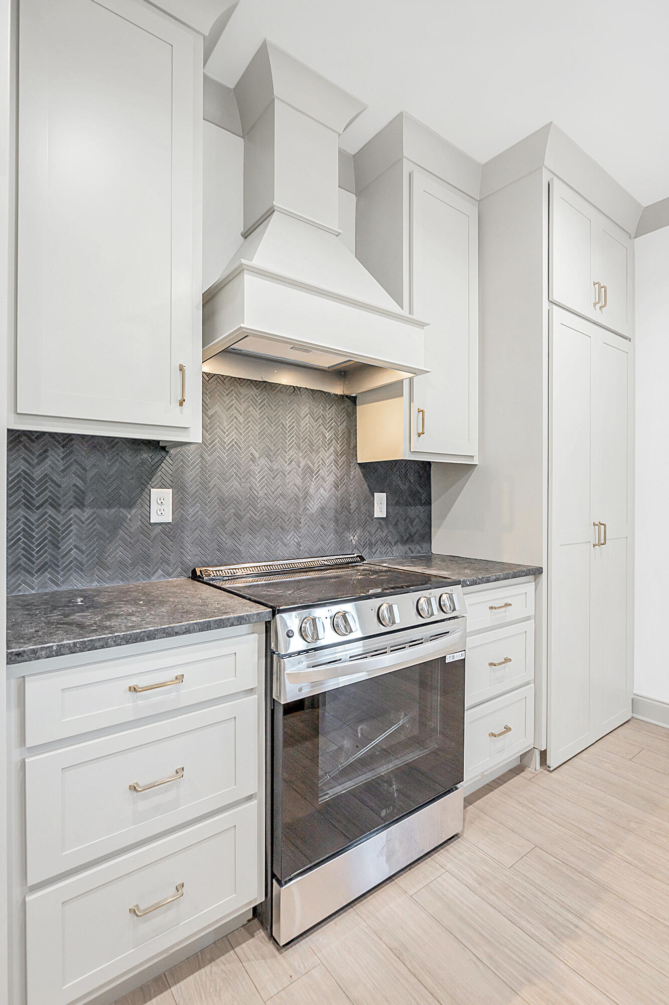 7883 Sawyer Pike