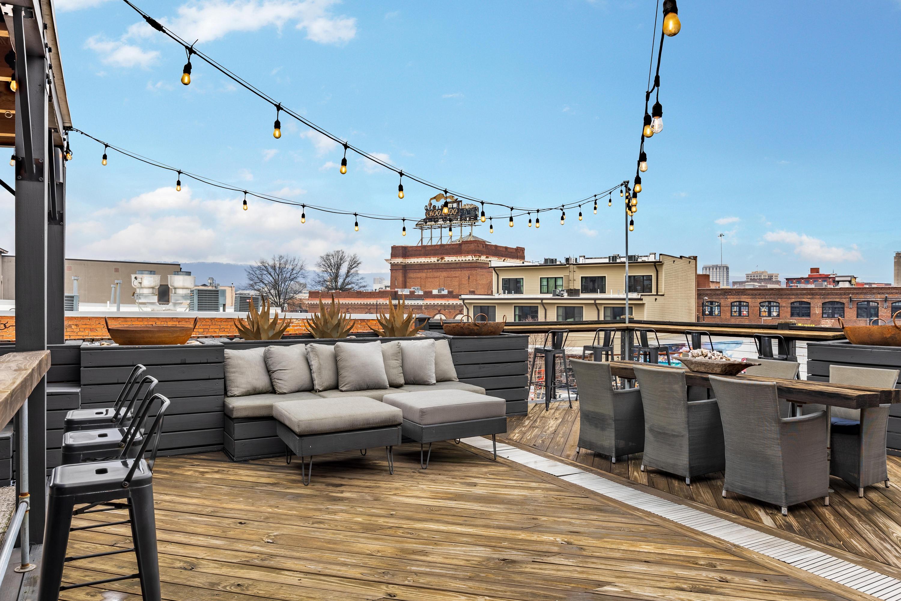 55 E Main Street, 304