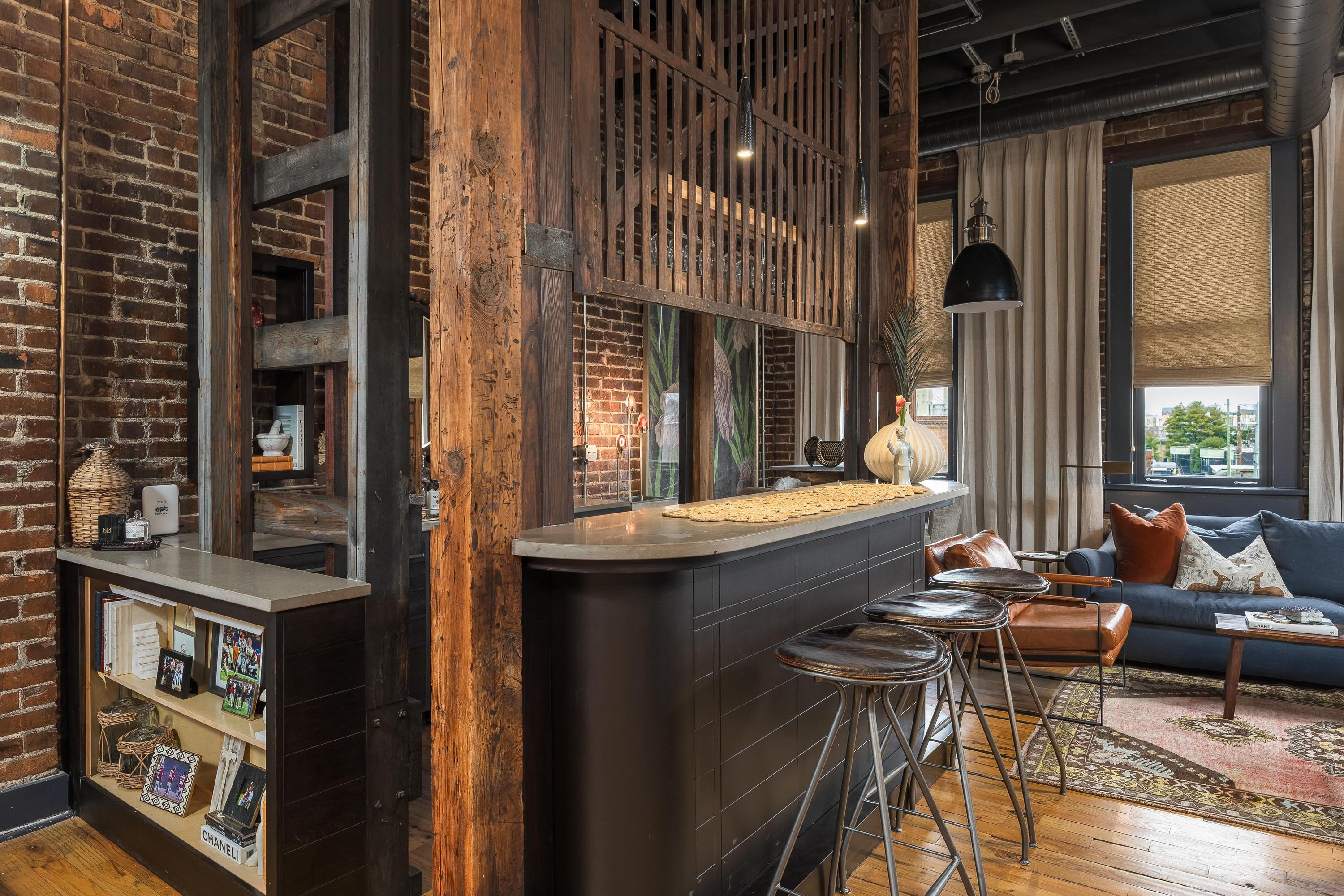 55 E Main Street, 304