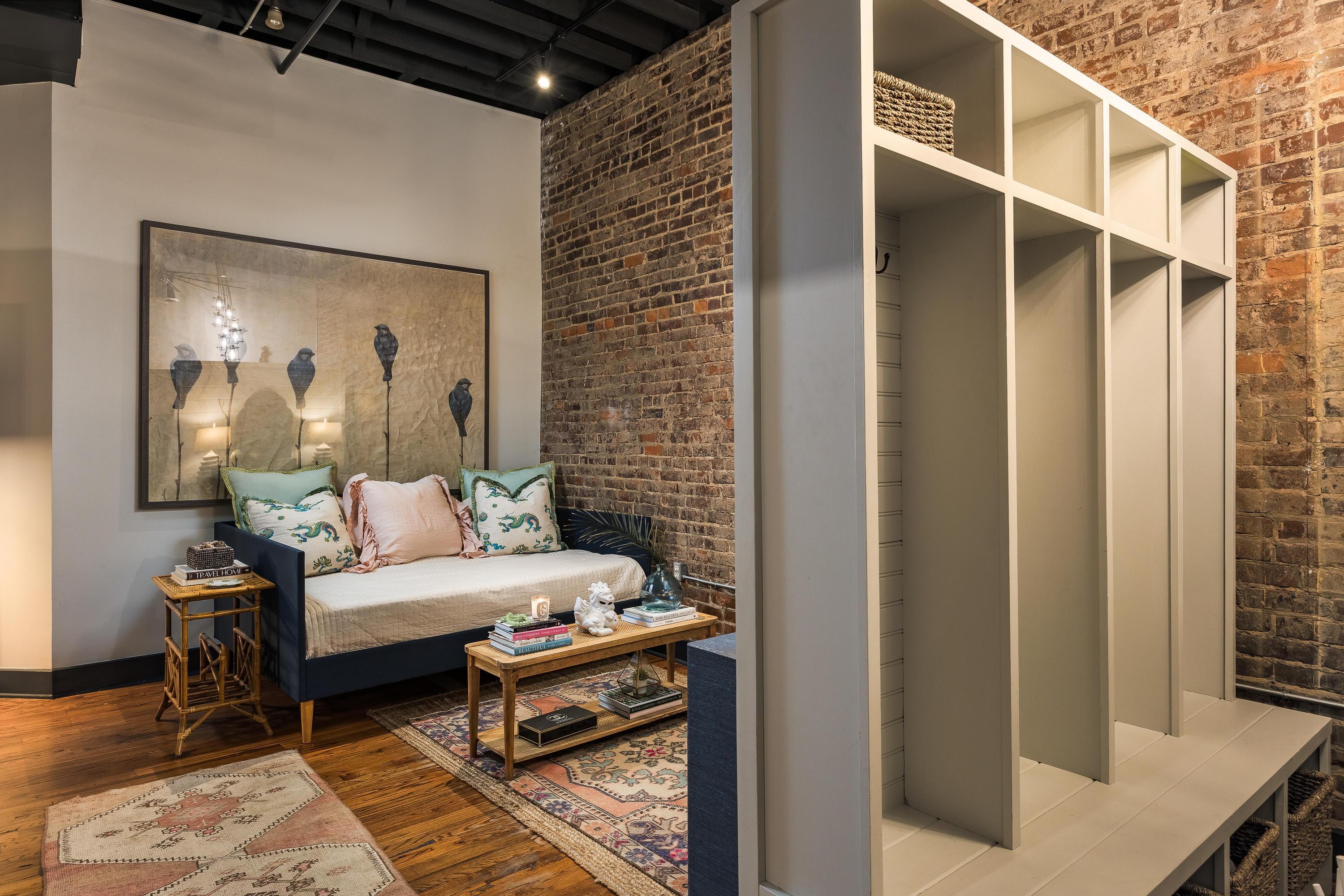 55 E Main Street, 304