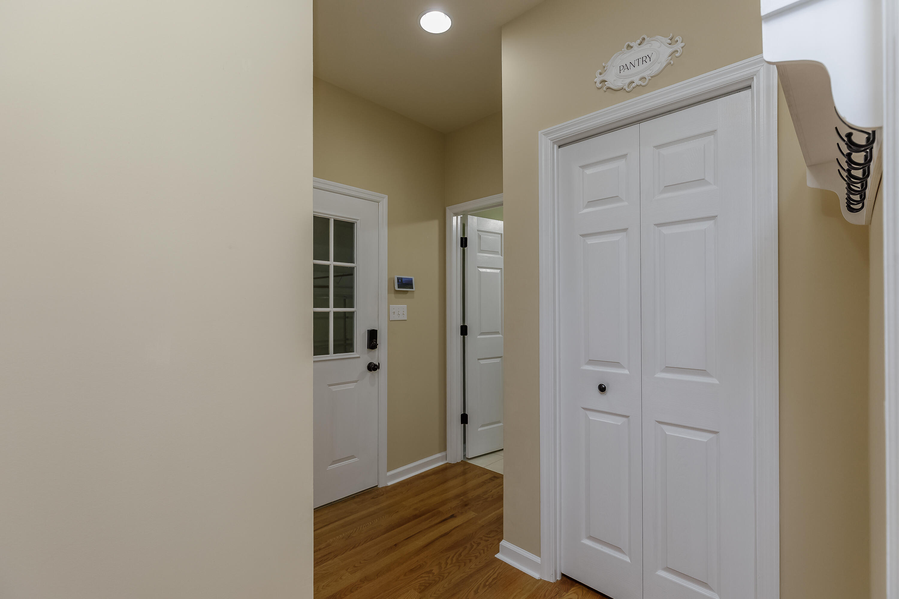 28 N Links Drive