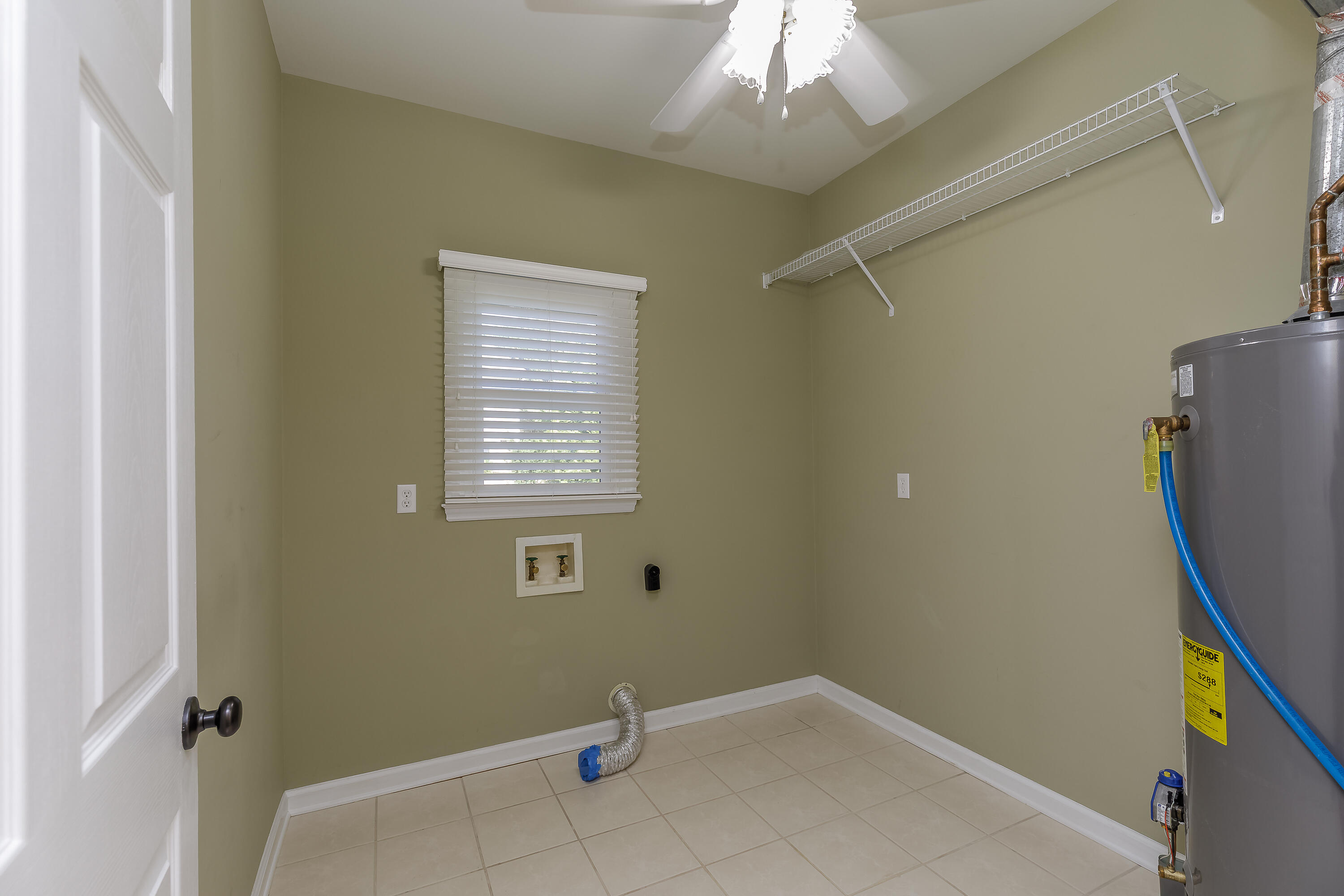 28 N Links Drive