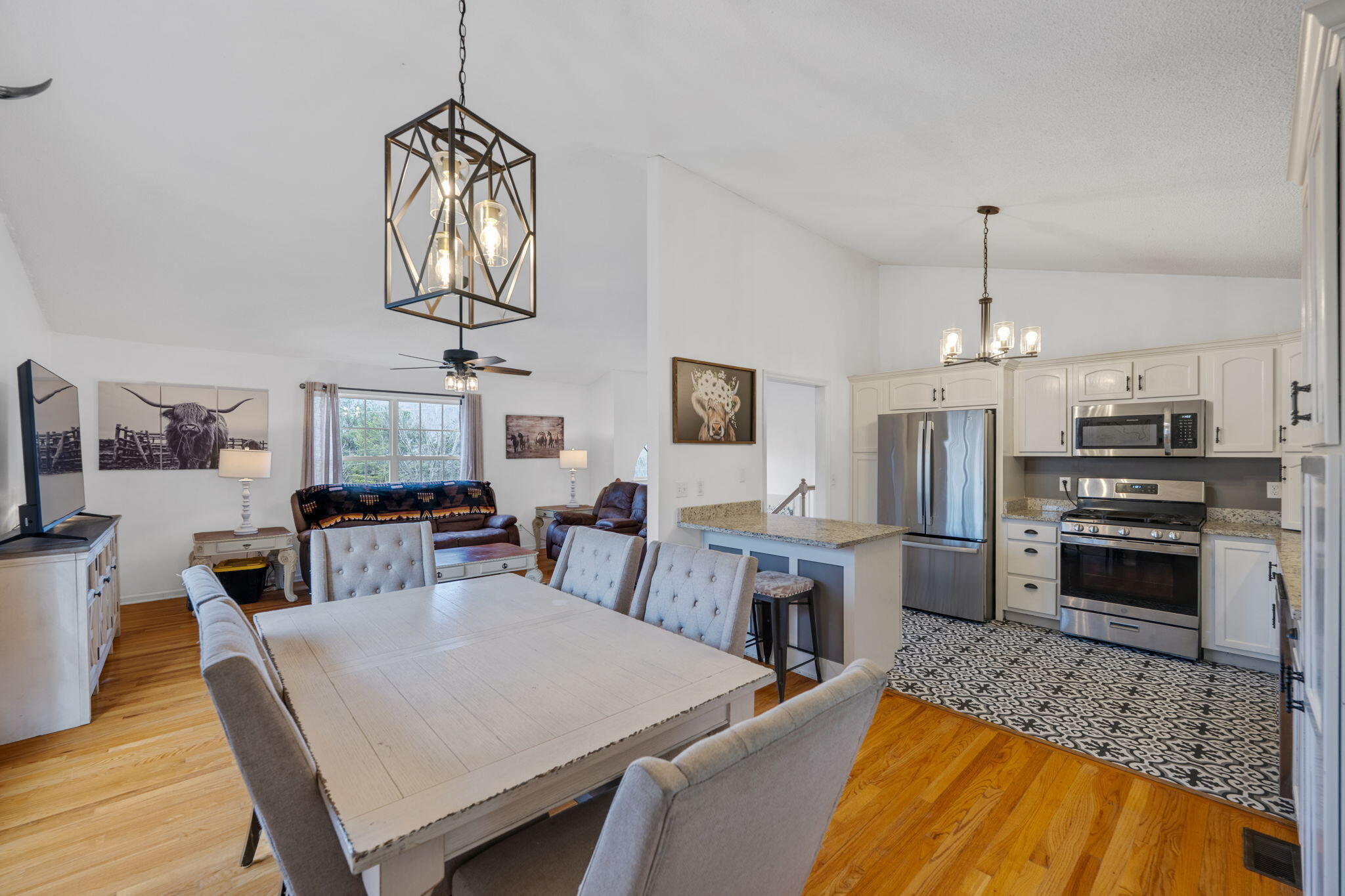 10464 Card Road