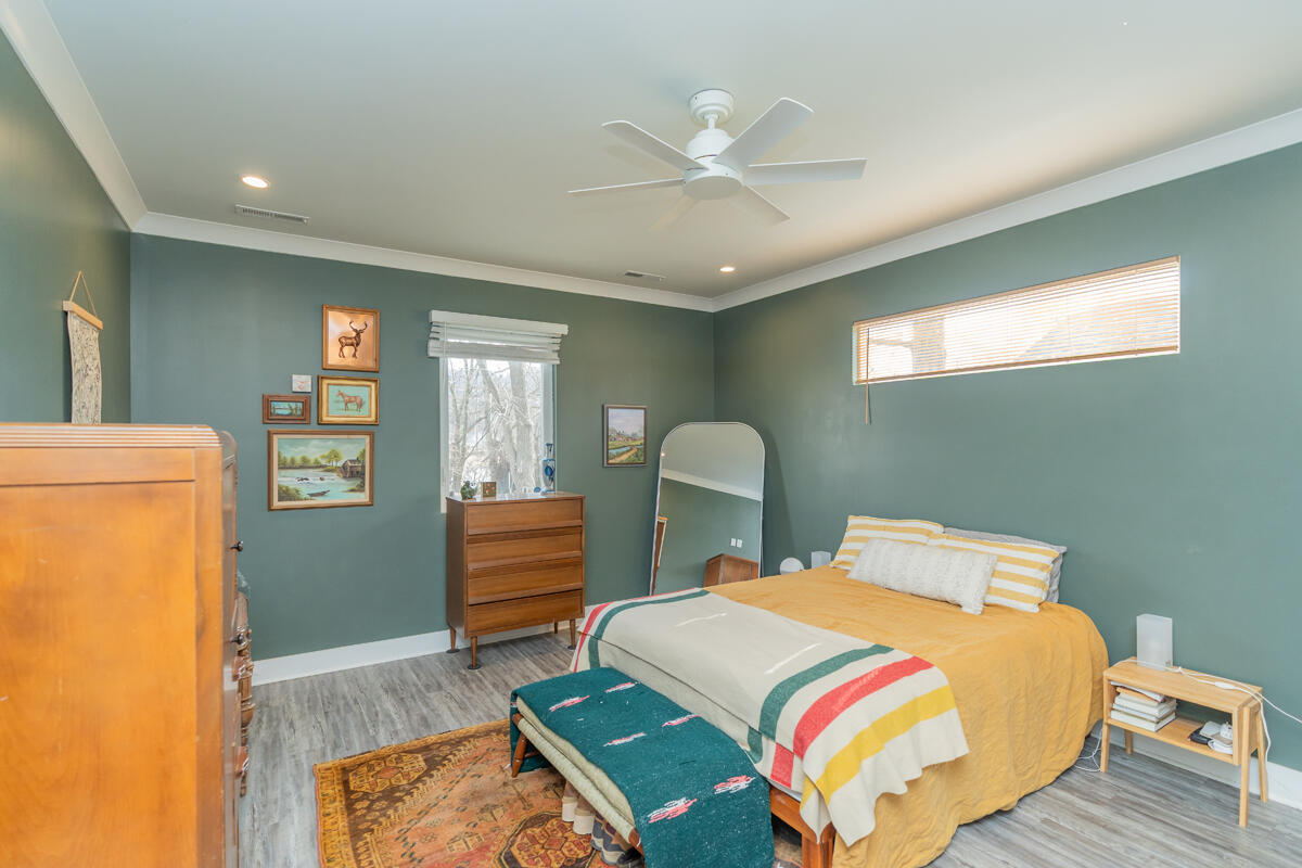 1222 S Lyerly Street