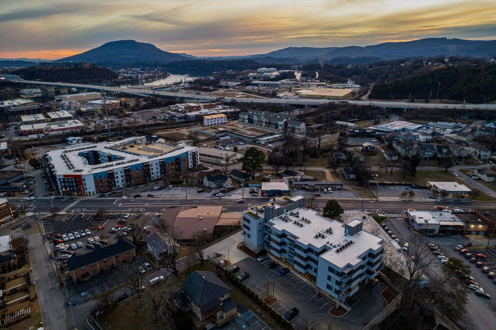 411 Fairpoint Street, 202