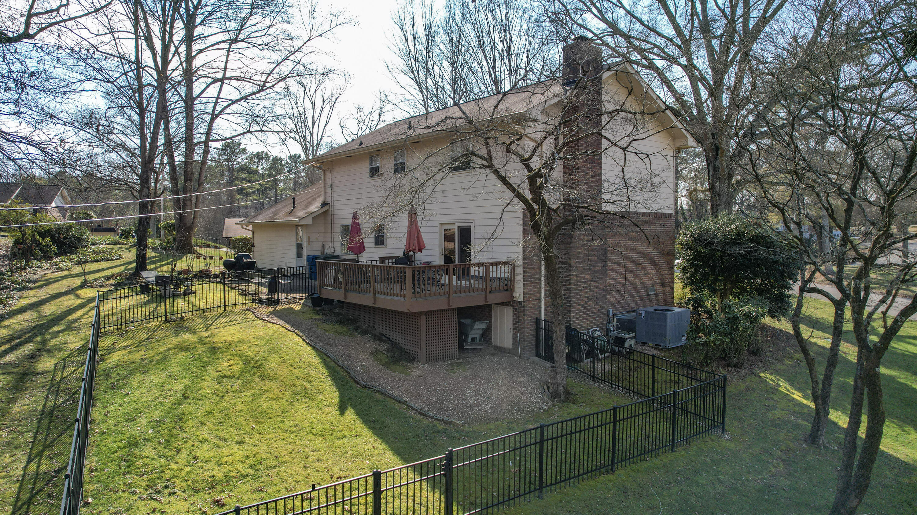 4709 Ridge Crest Road