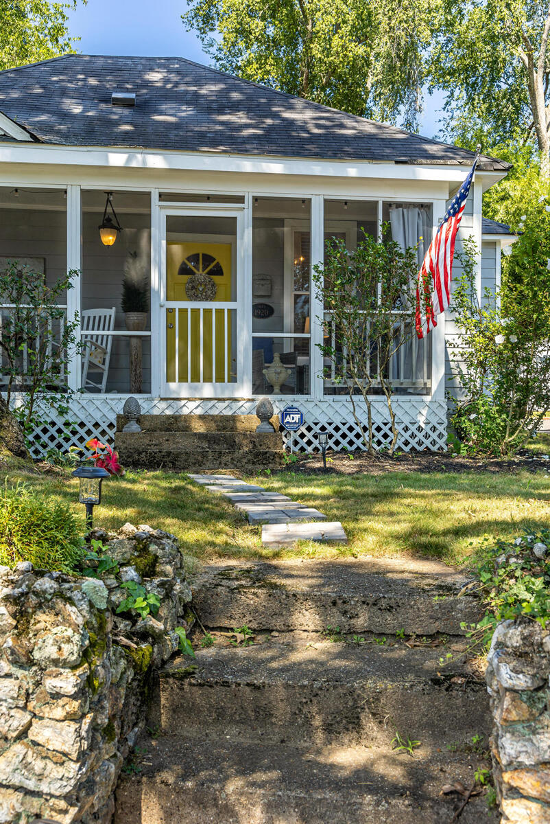 5719 Saint Elmo Avenue