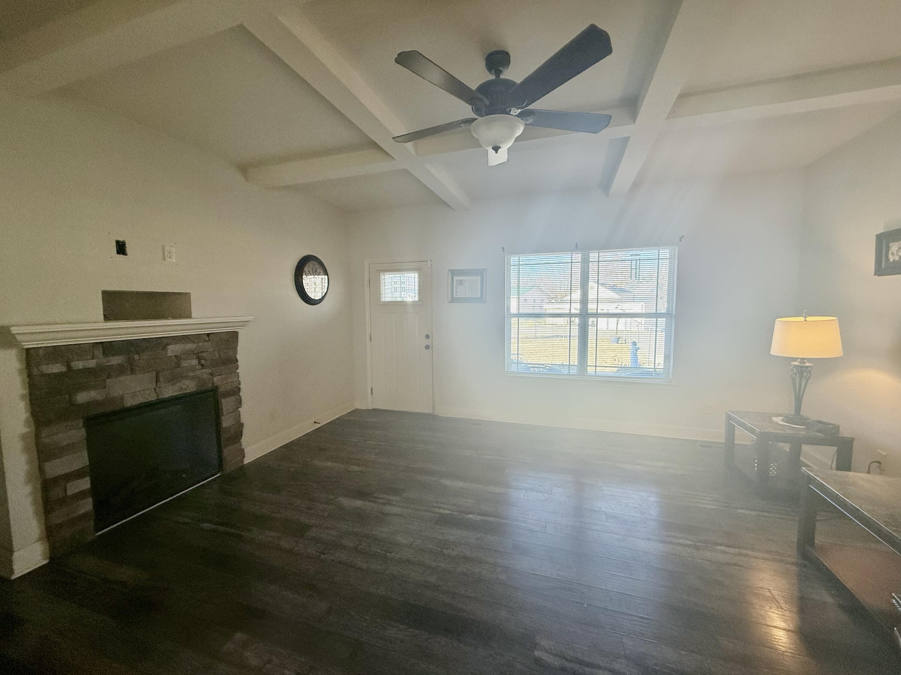 1136 W State Line Road