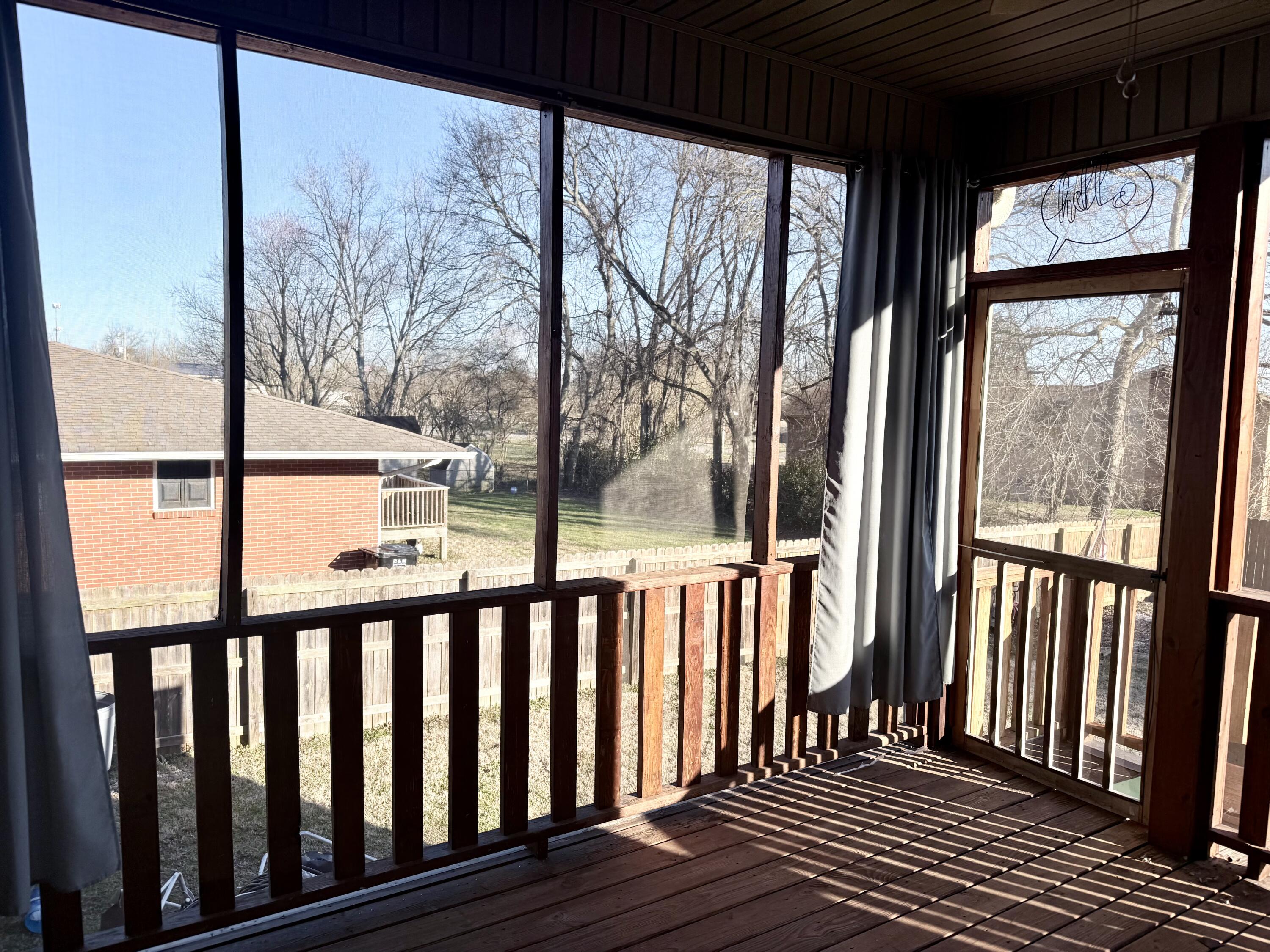 1136 W State Line Road