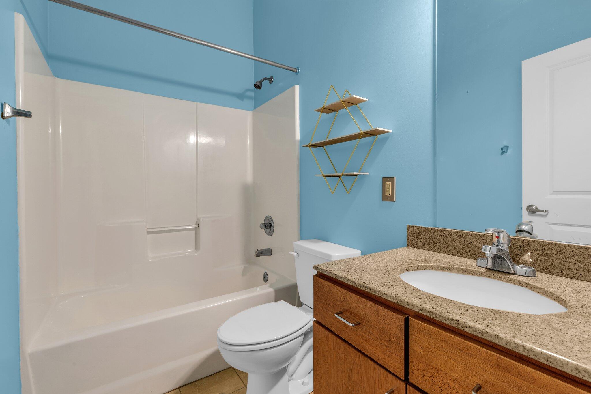 817 Flynn Street, 104